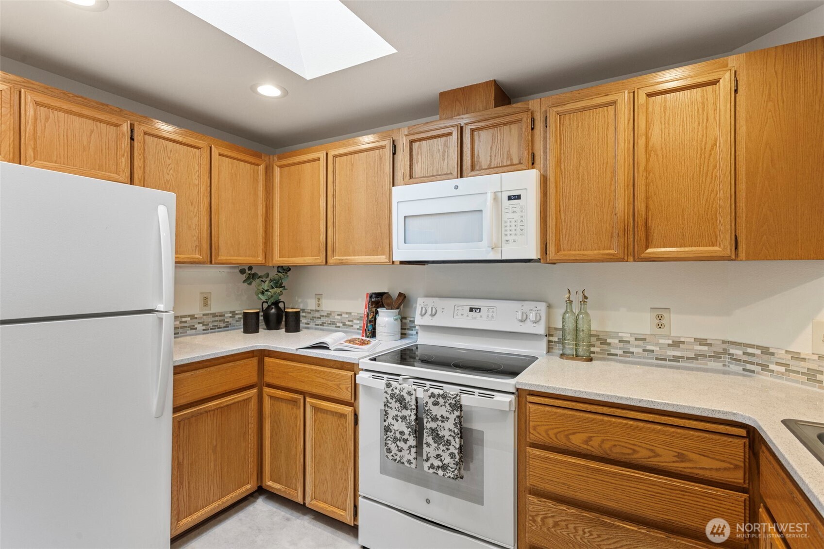 432 3rd Avenue S Unit: B204