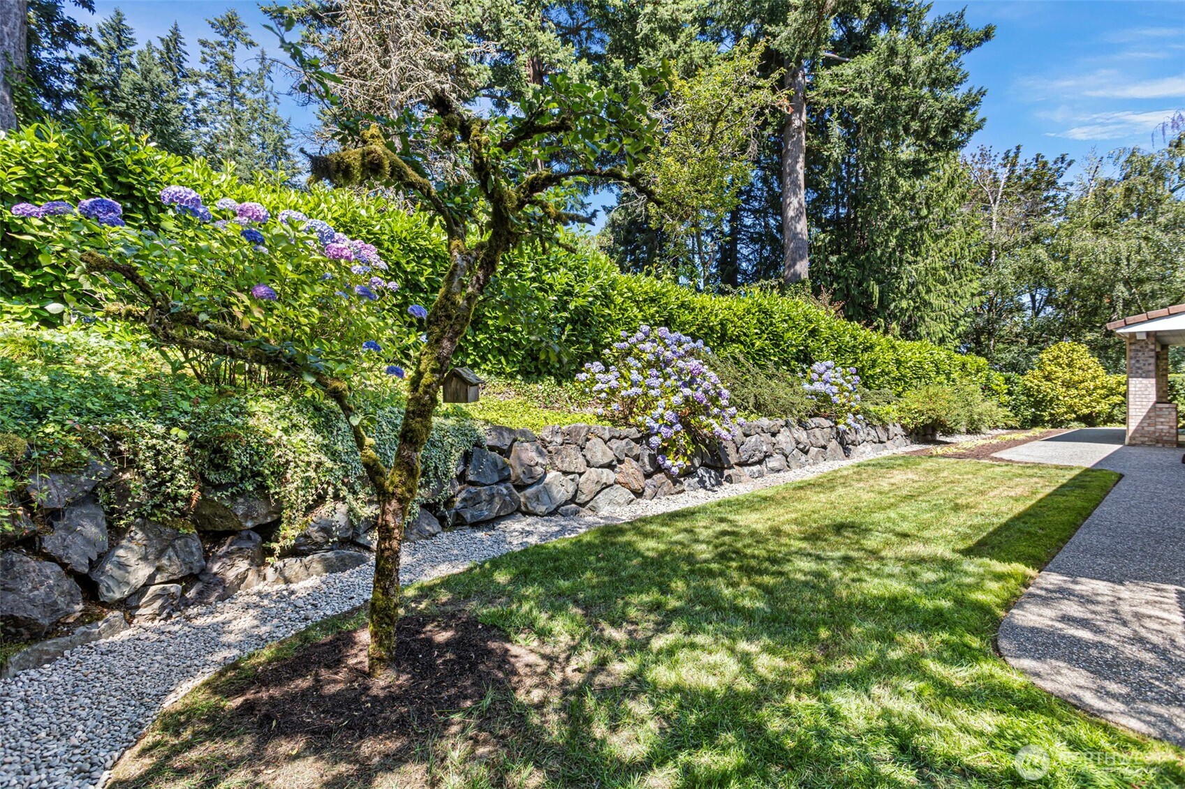 7810 175th Street SW
