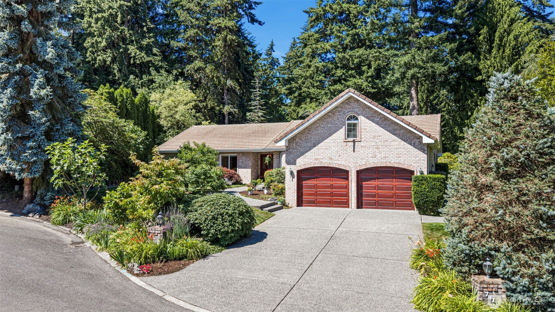 7810 175th Street SW