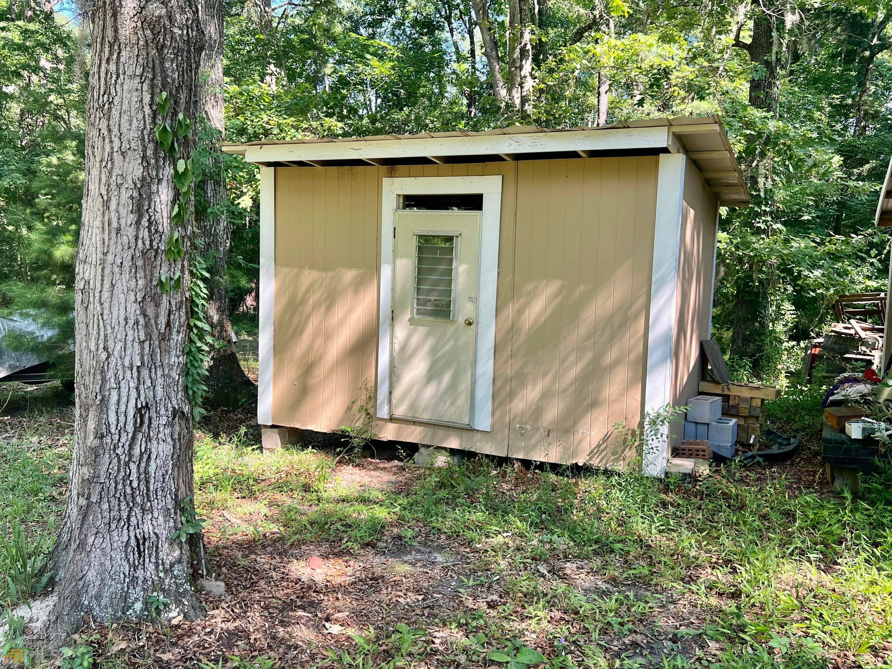 1017 Dead River Road