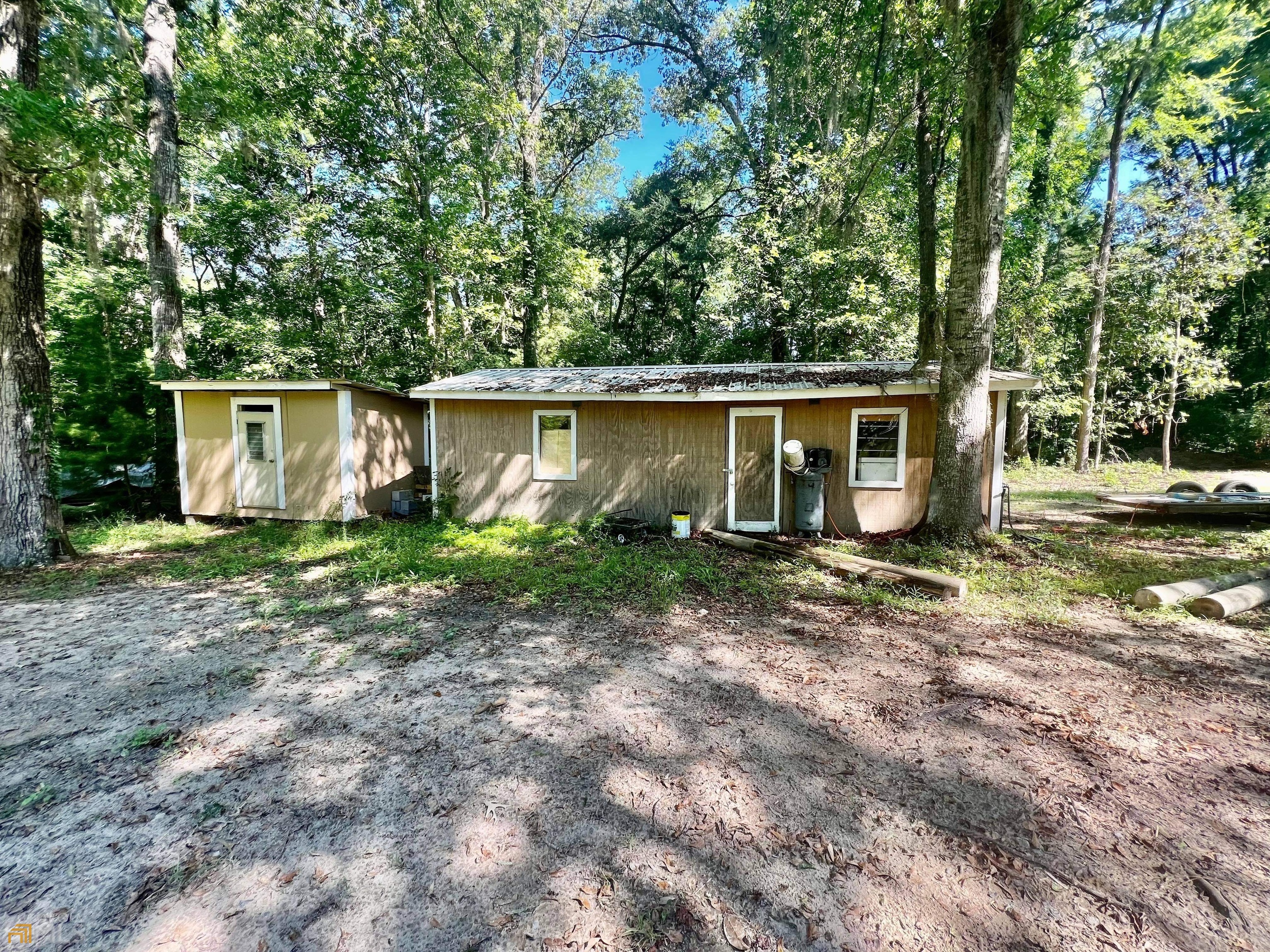 1017 Dead River Road