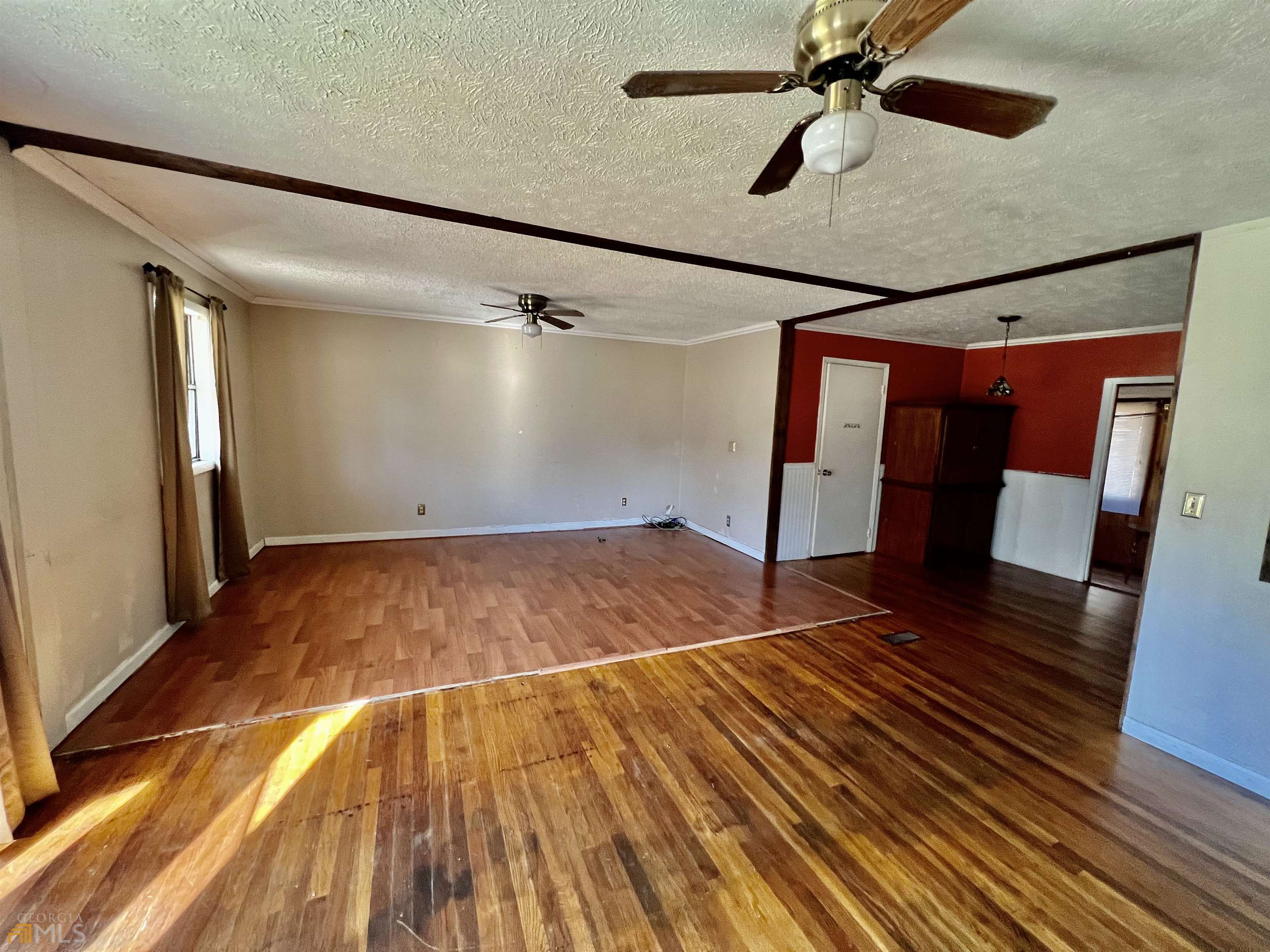 43 W Forest Avenue