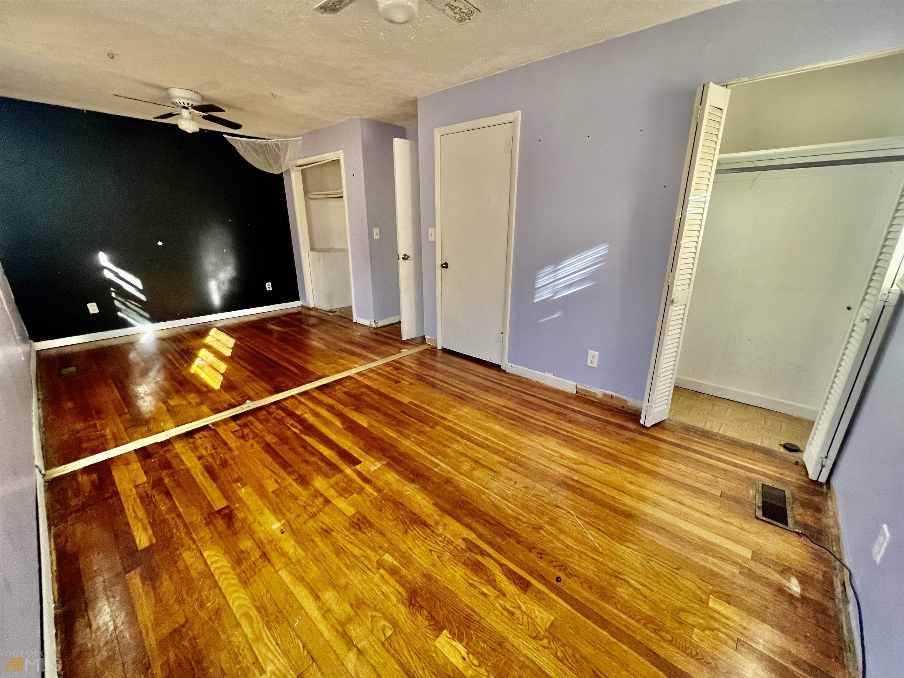 43 W Forest Avenue