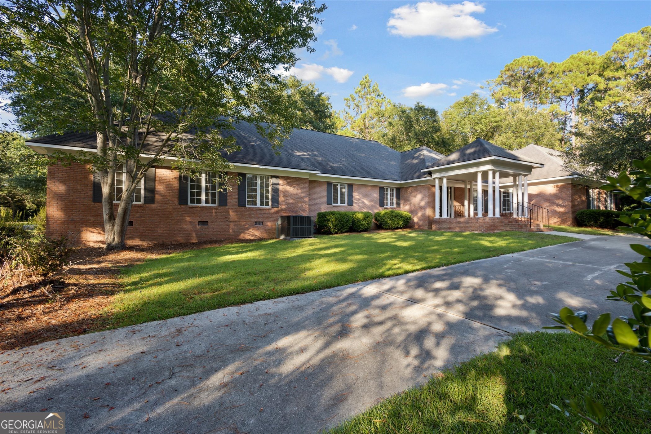 5426 WOODHAVEN Road