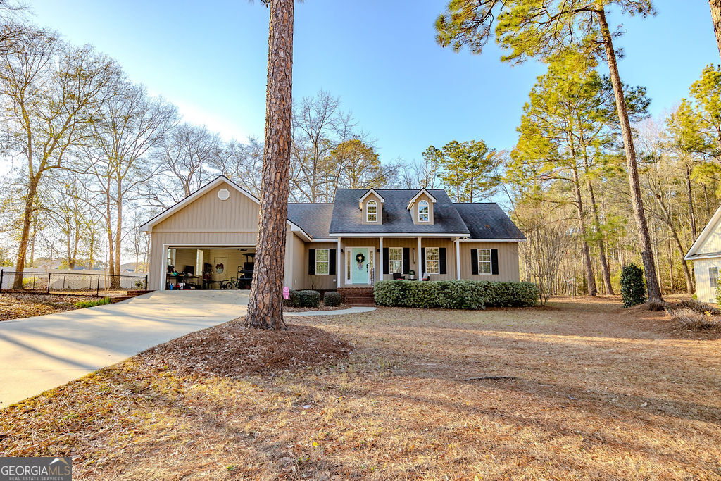 1200 Evergreen Circle