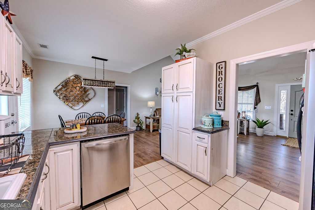 1200 Evergreen Circle