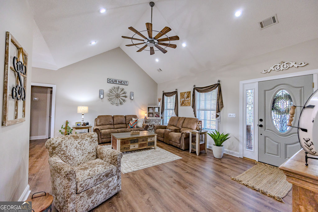 1200 Evergreen Circle