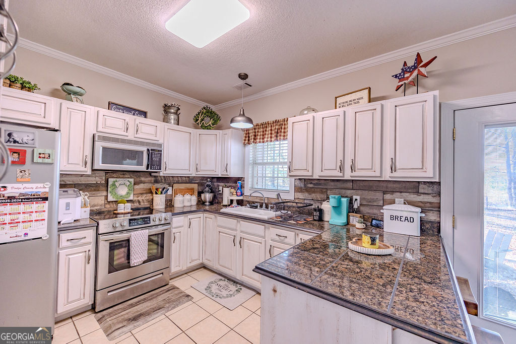 1200 Evergreen Circle