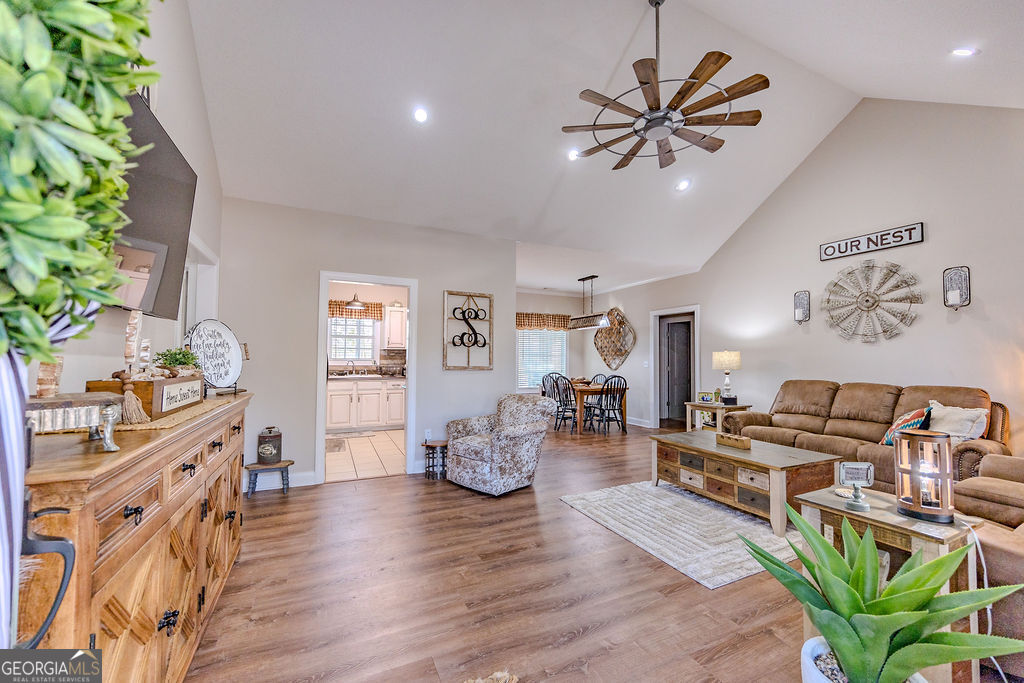 1200 Evergreen Circle