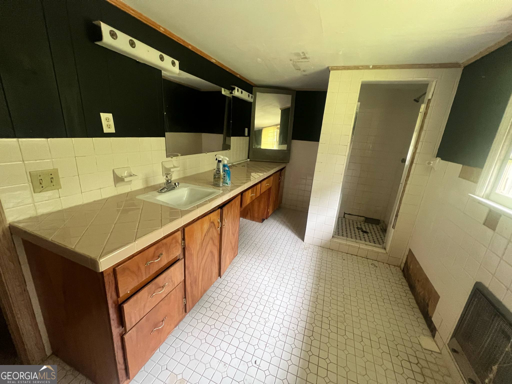 1165 Jay Bird Springs Road