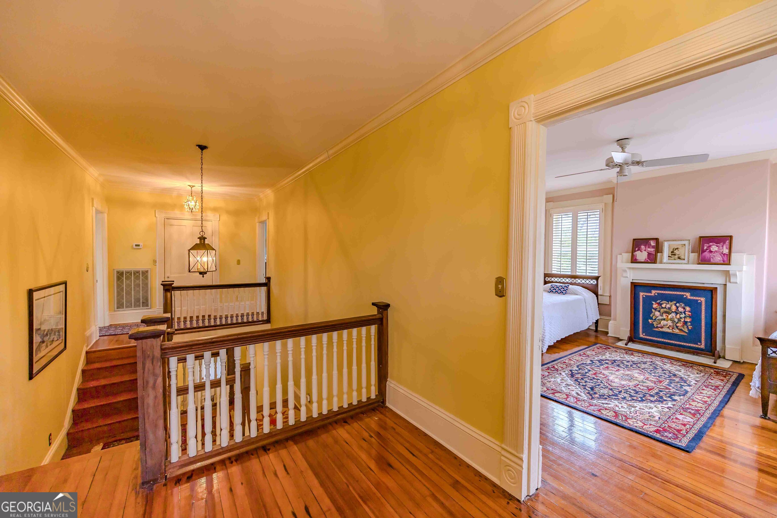 39 W Graham Street