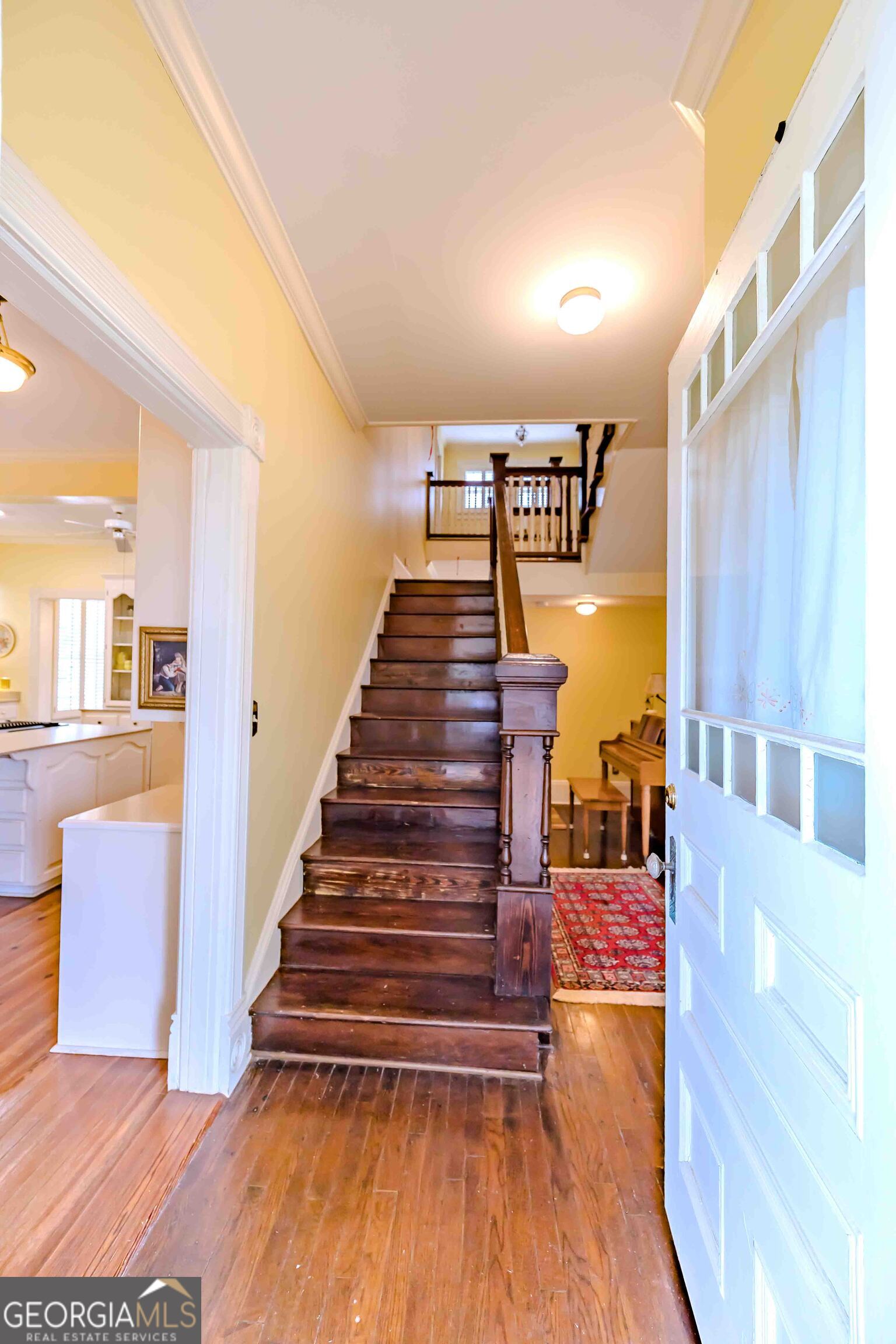 39 W Graham Street