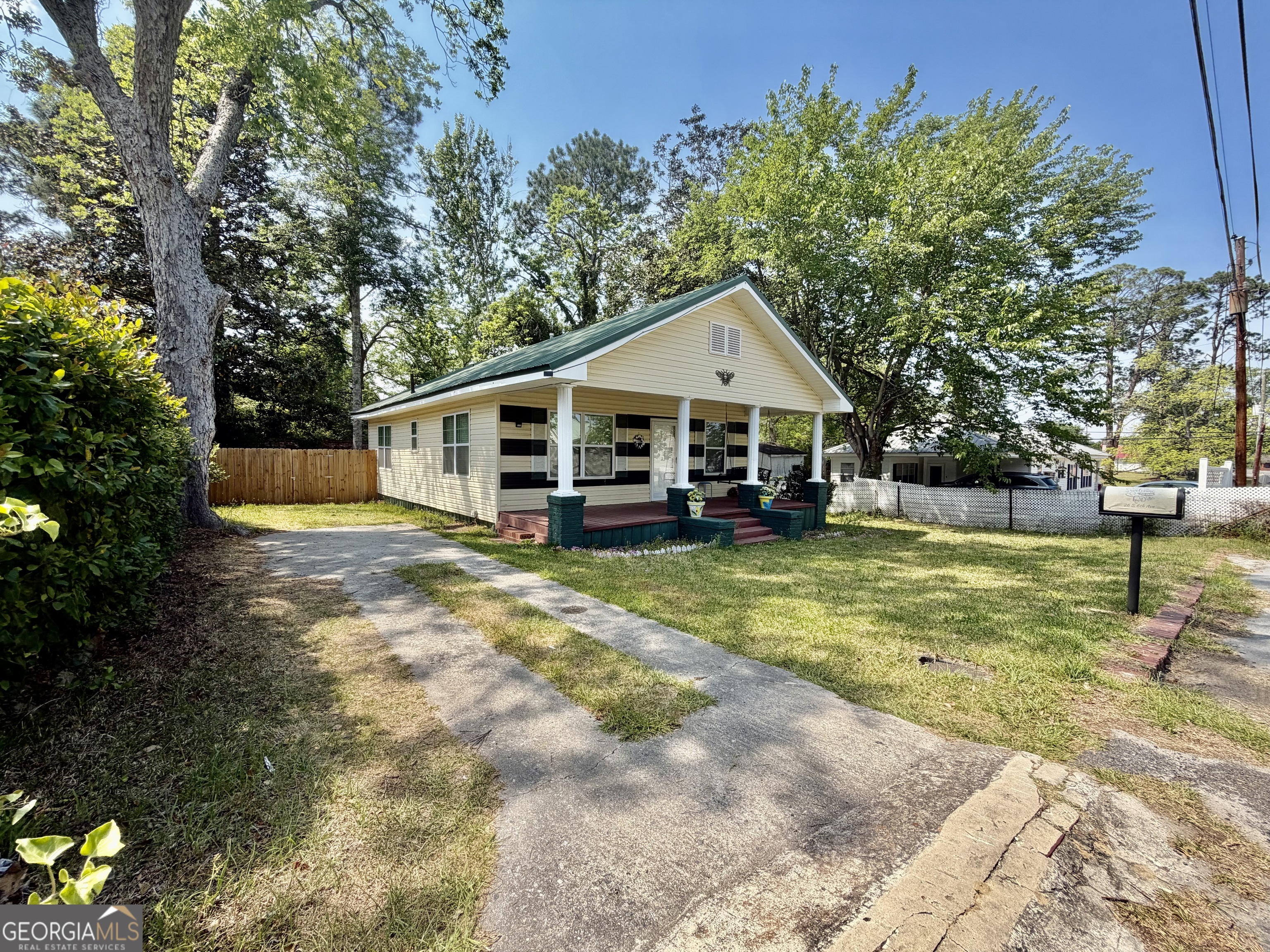 26 S Sixth Avenue, Mcrae-Helena