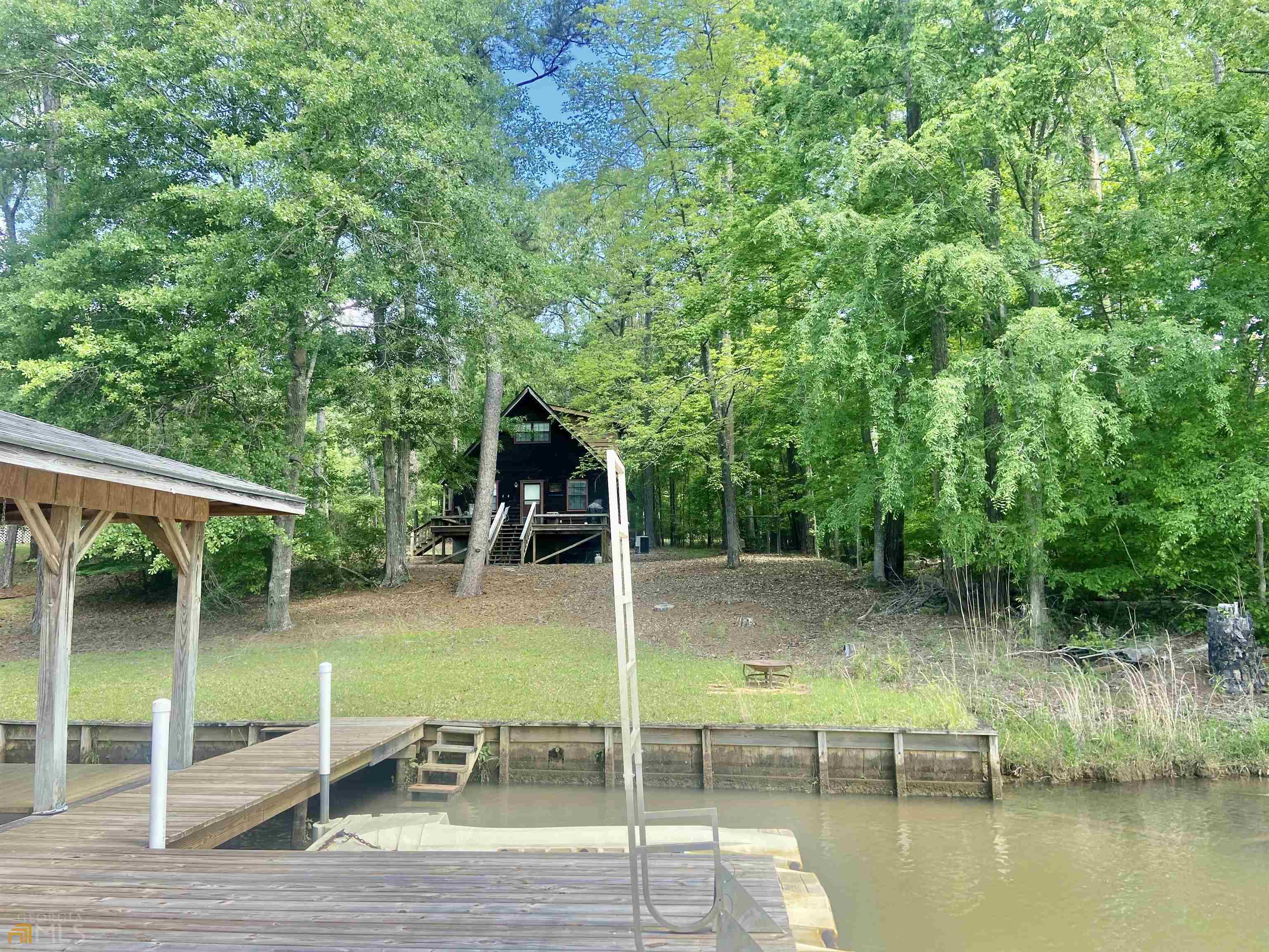 903 Gardenia Road