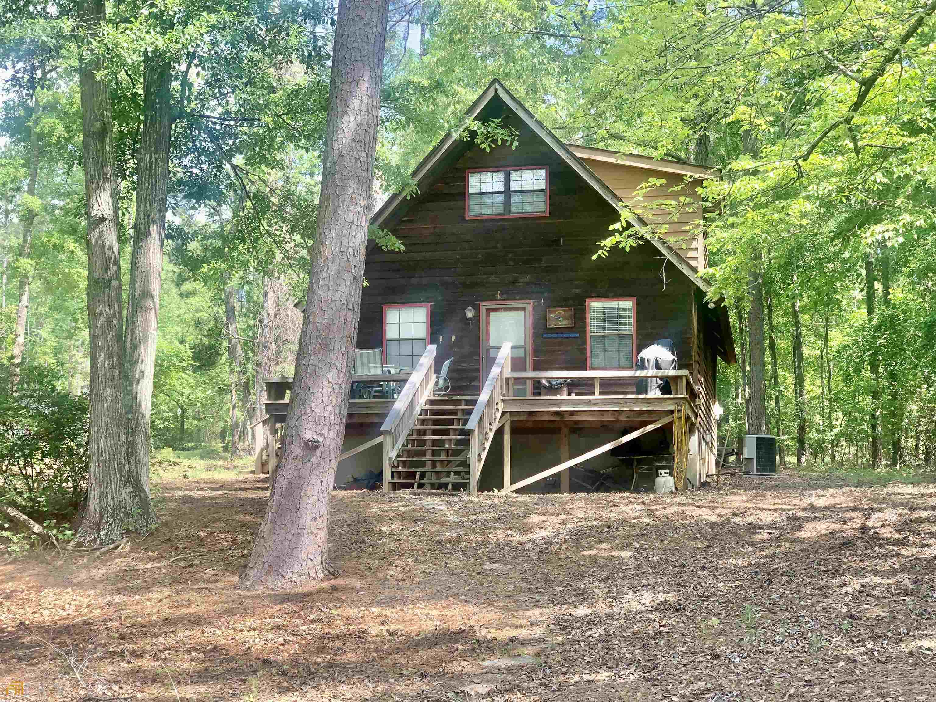 903 Gardenia Road