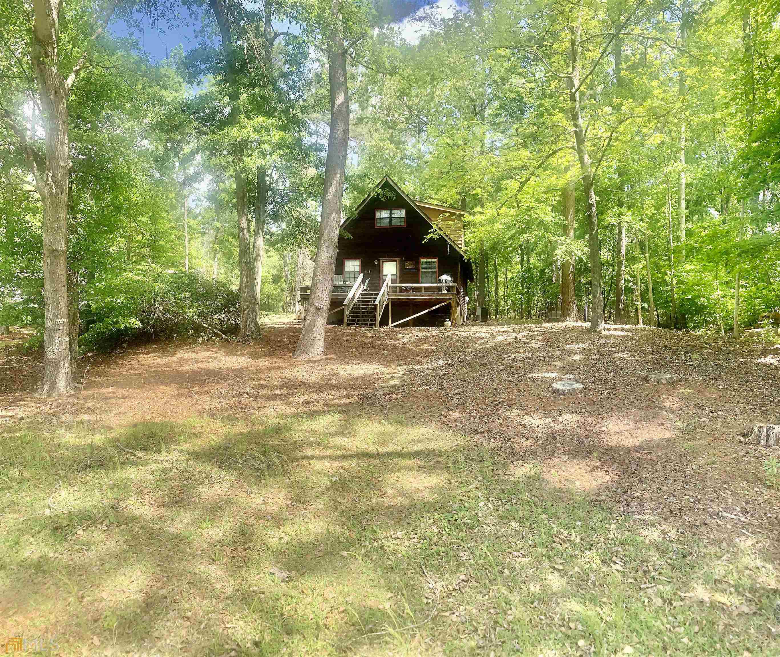 903 Gardenia Road