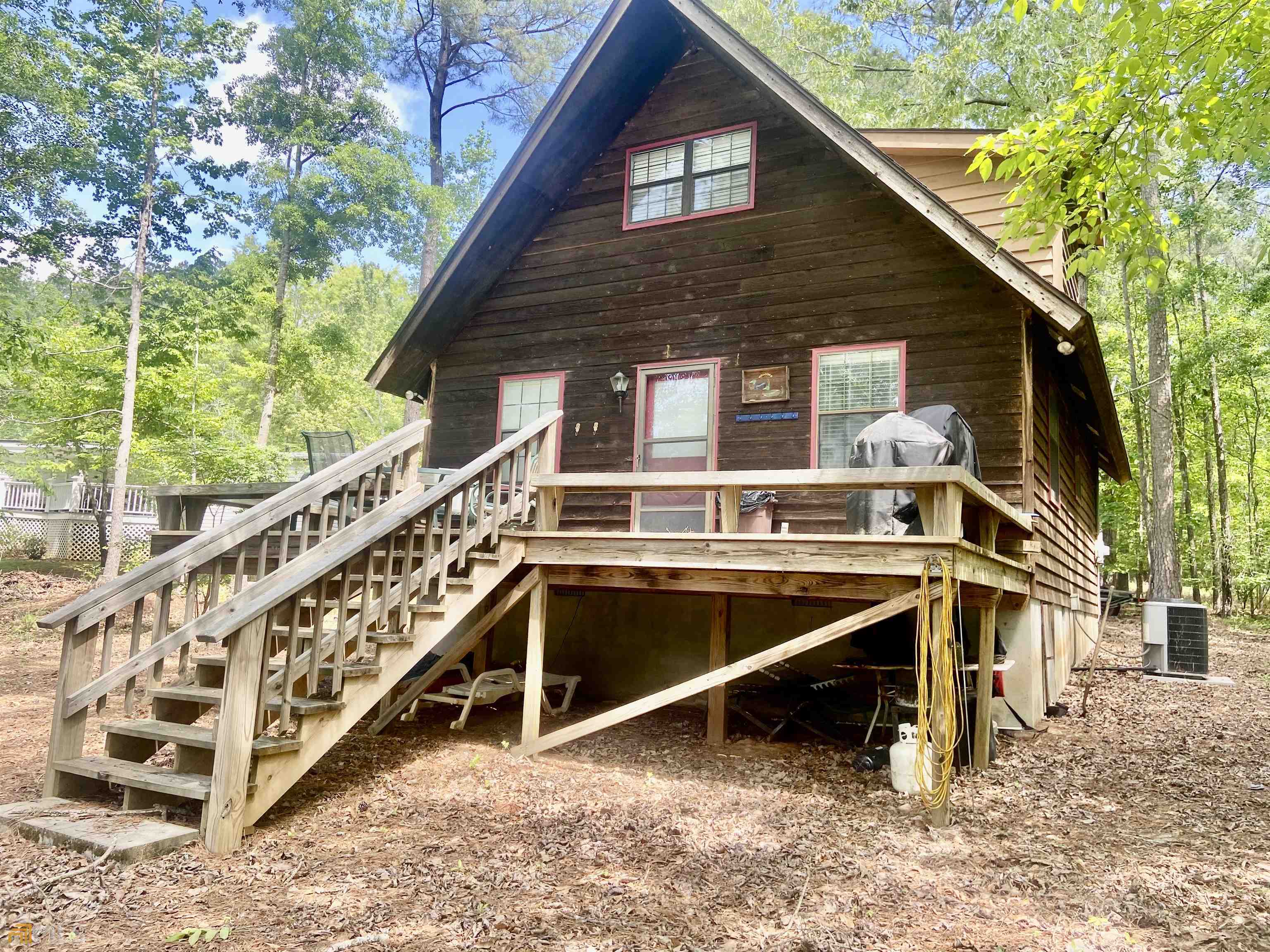 903 Gardenia Road