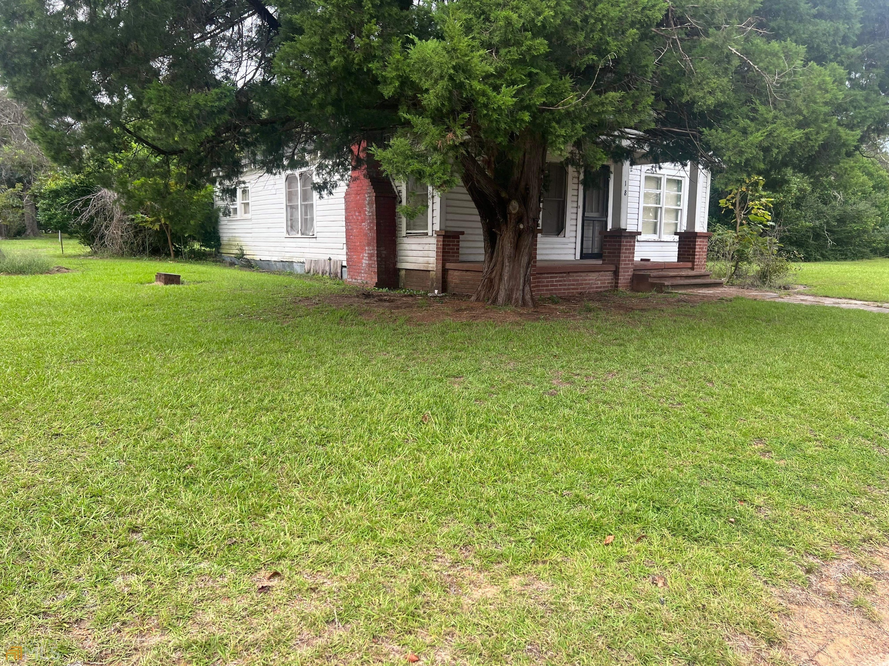 218 W Graham Street, Mcrae-Helena