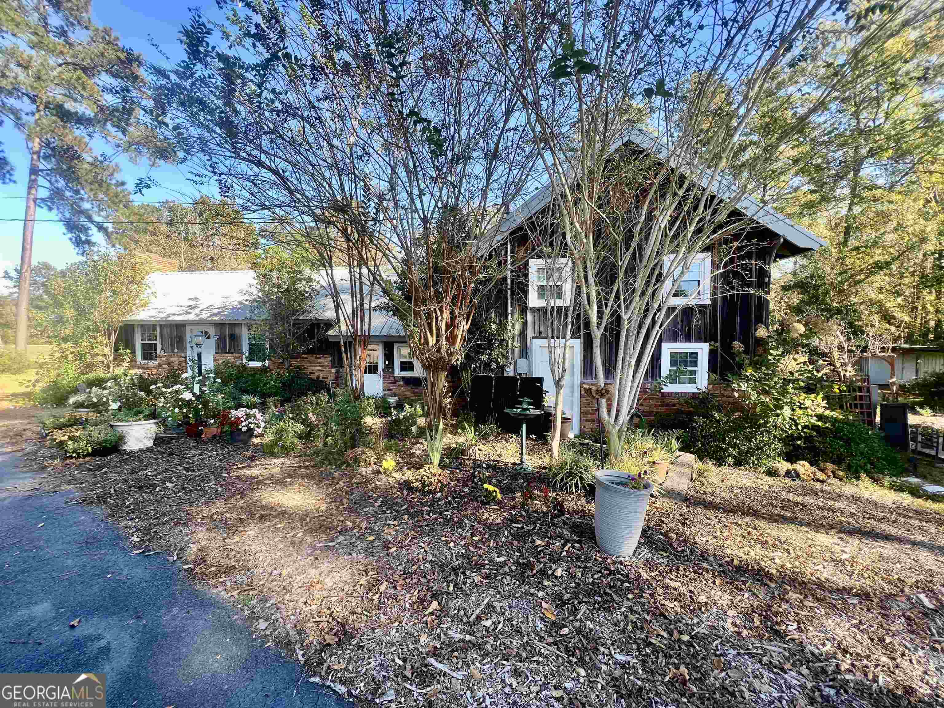 152 Jones Road
