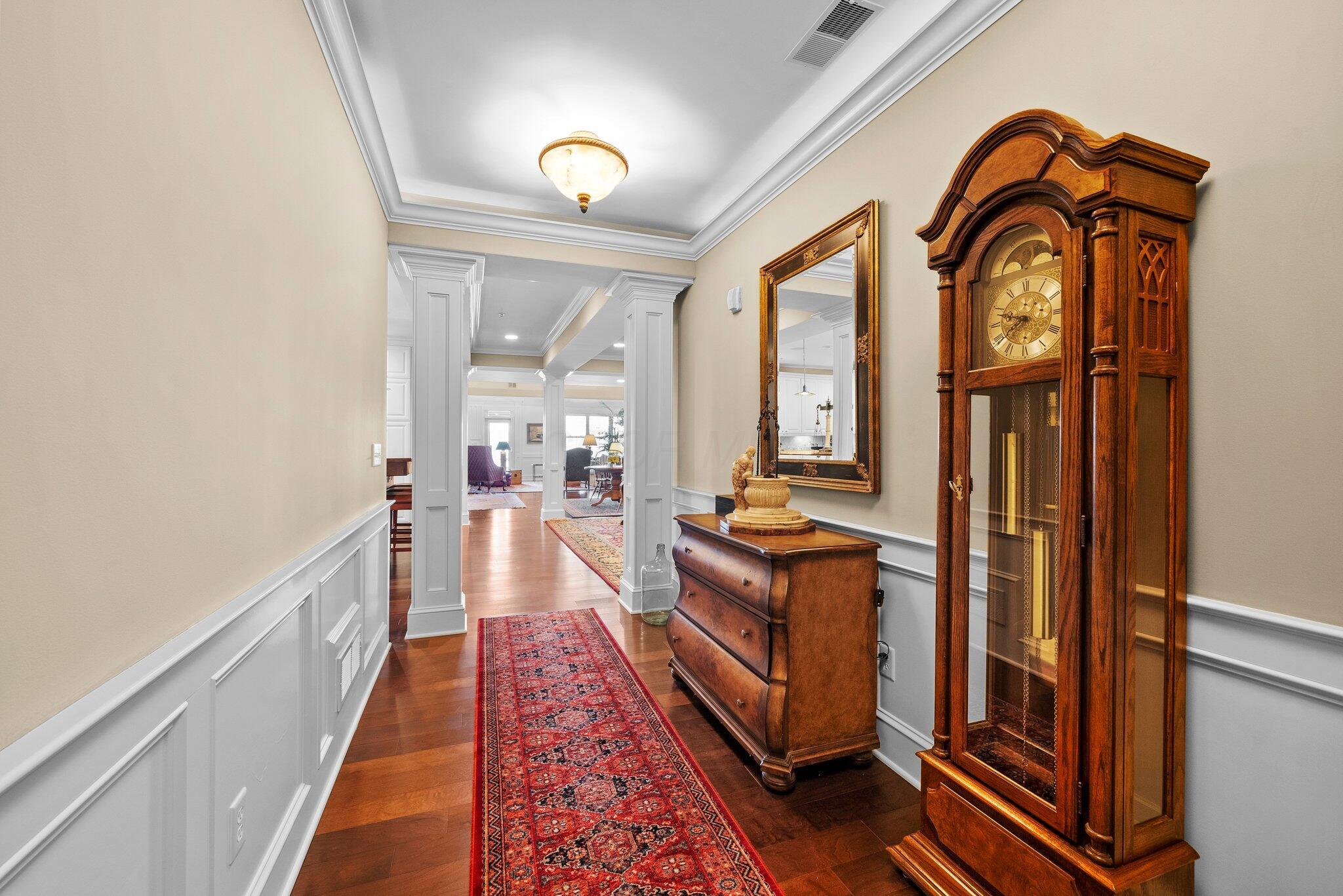 5735 Newbank Circle, 303