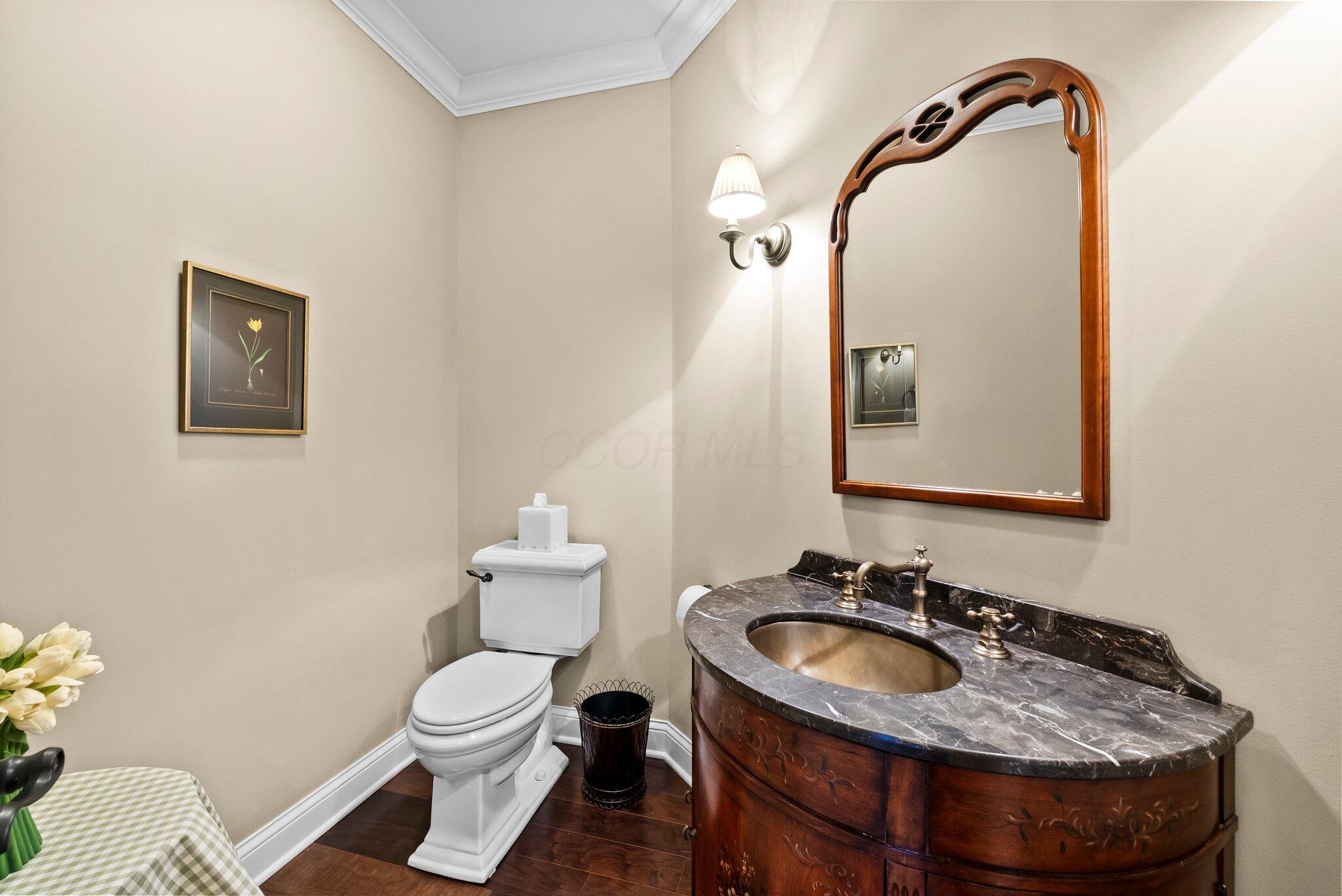 5735 Newbank Circle, 303