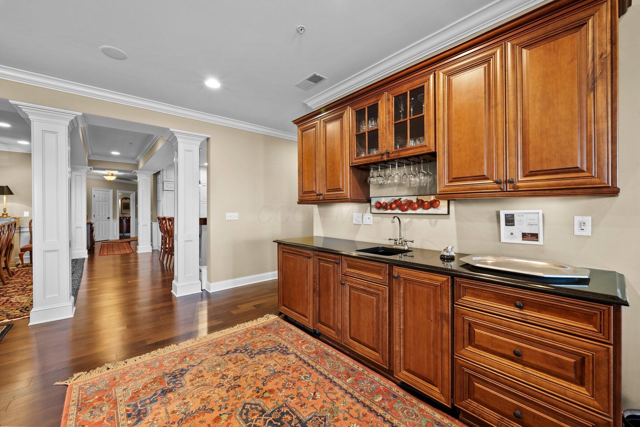 5735 Newbank Circle, 303