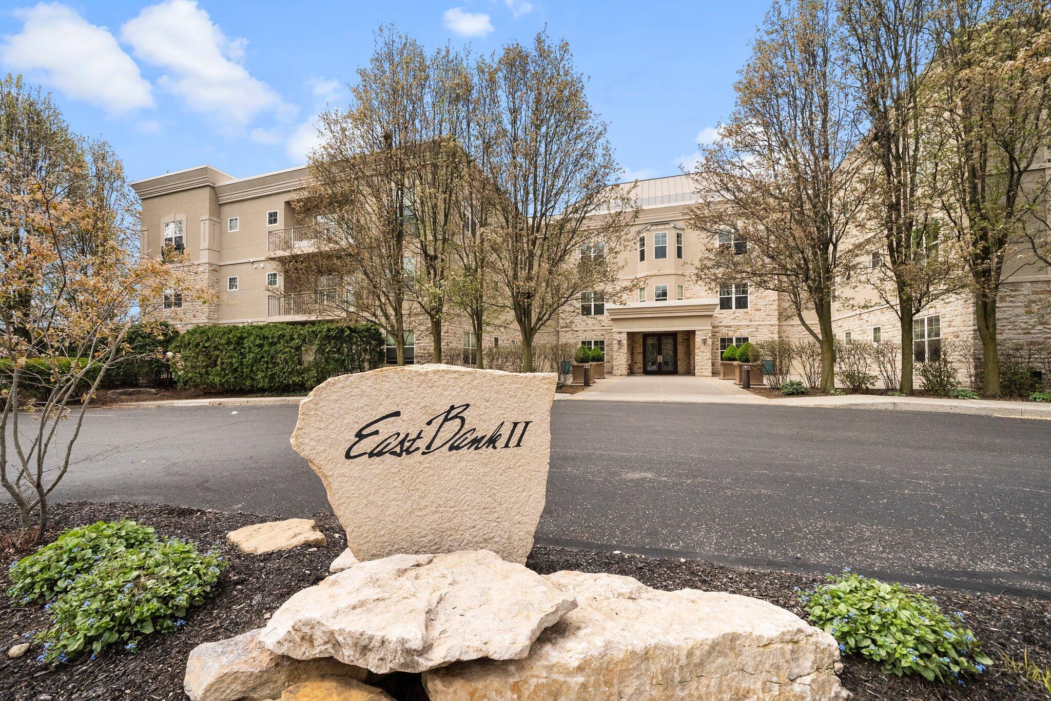 5735 Newbank Circle, 303