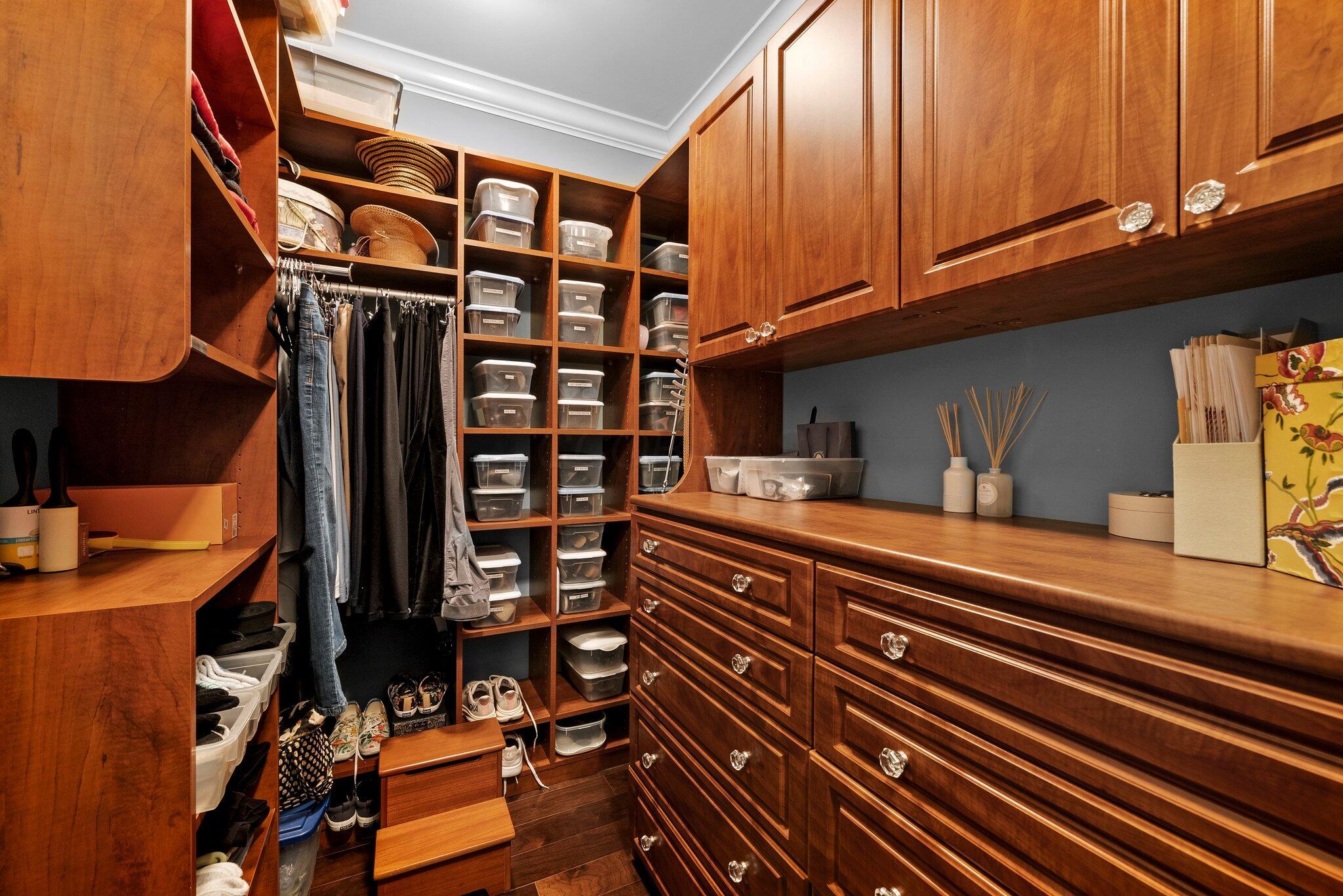 5735 Newbank Circle, 303