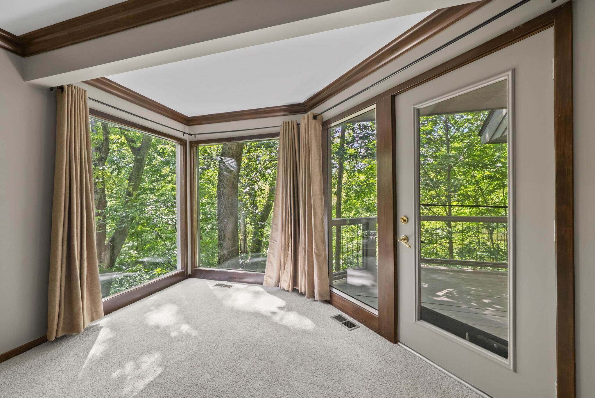 6527 Quarry Lane