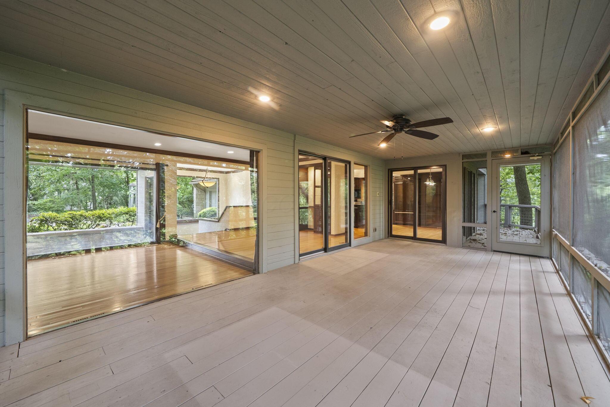 6527 Quarry Lane