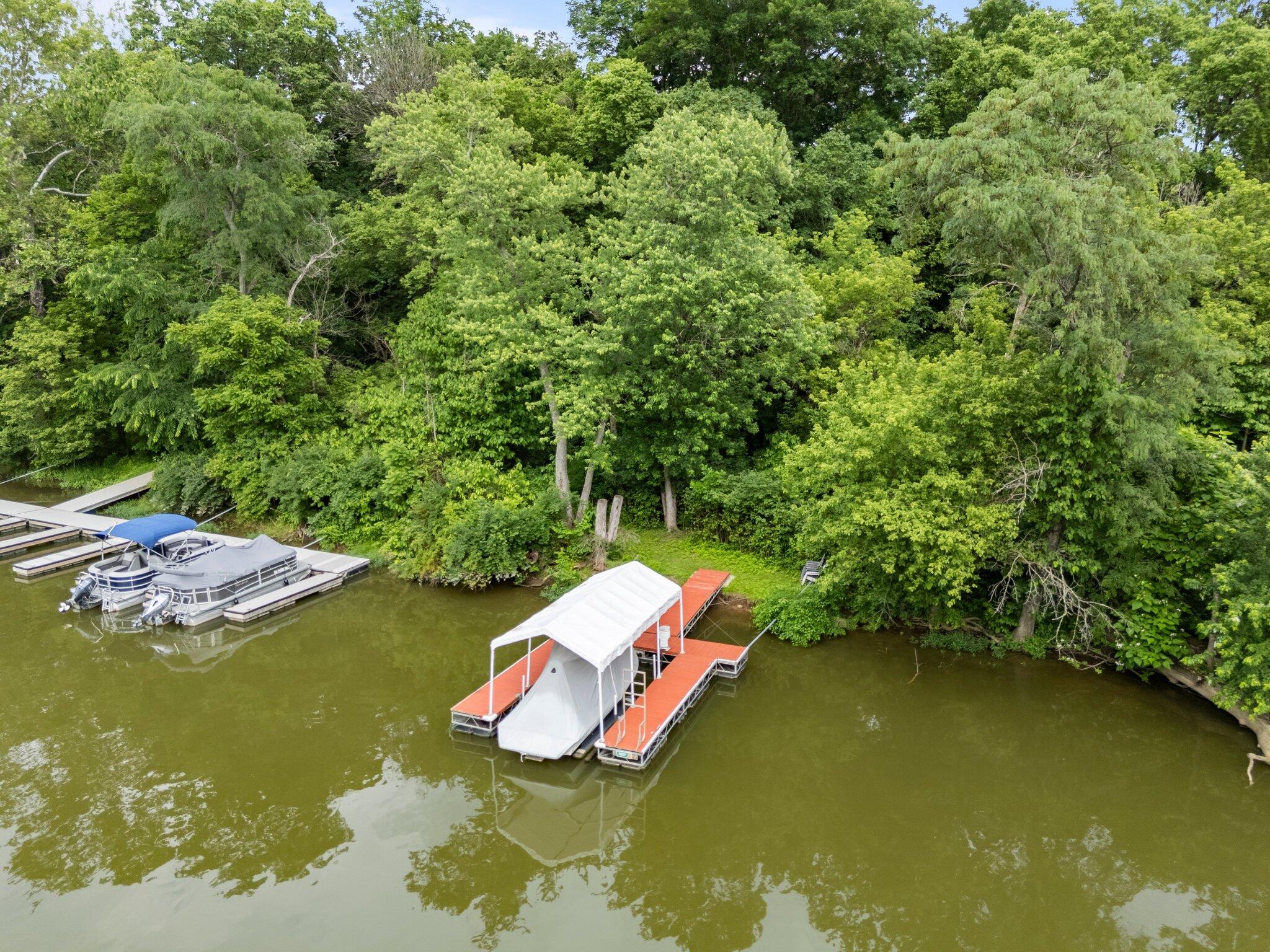 6527 Quarry Lane