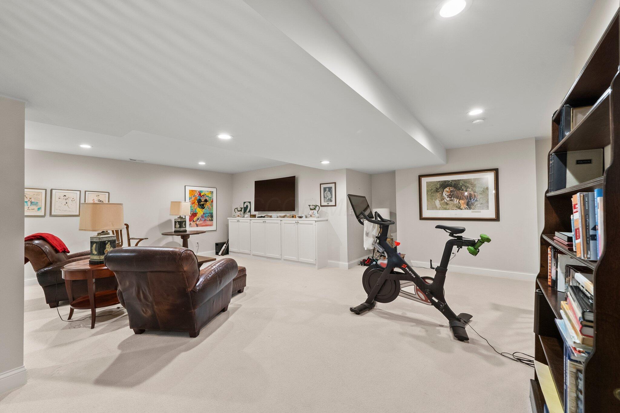 3507 River Avon Circle