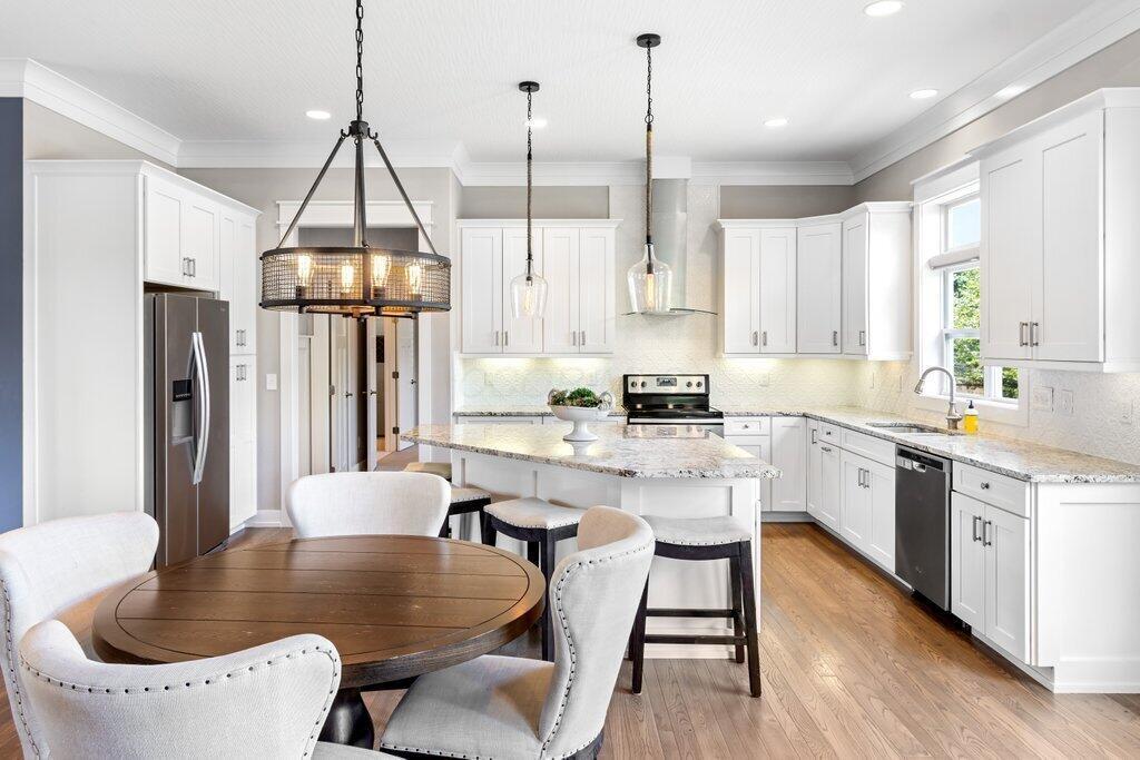 46 E Waterview Drive