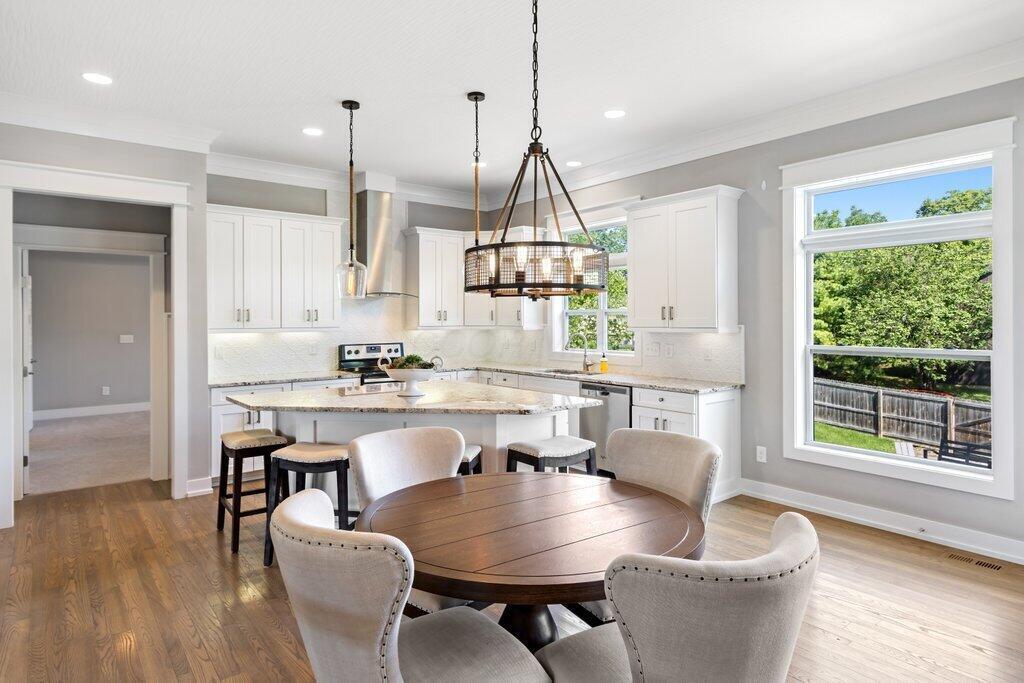 46 E Waterview Drive