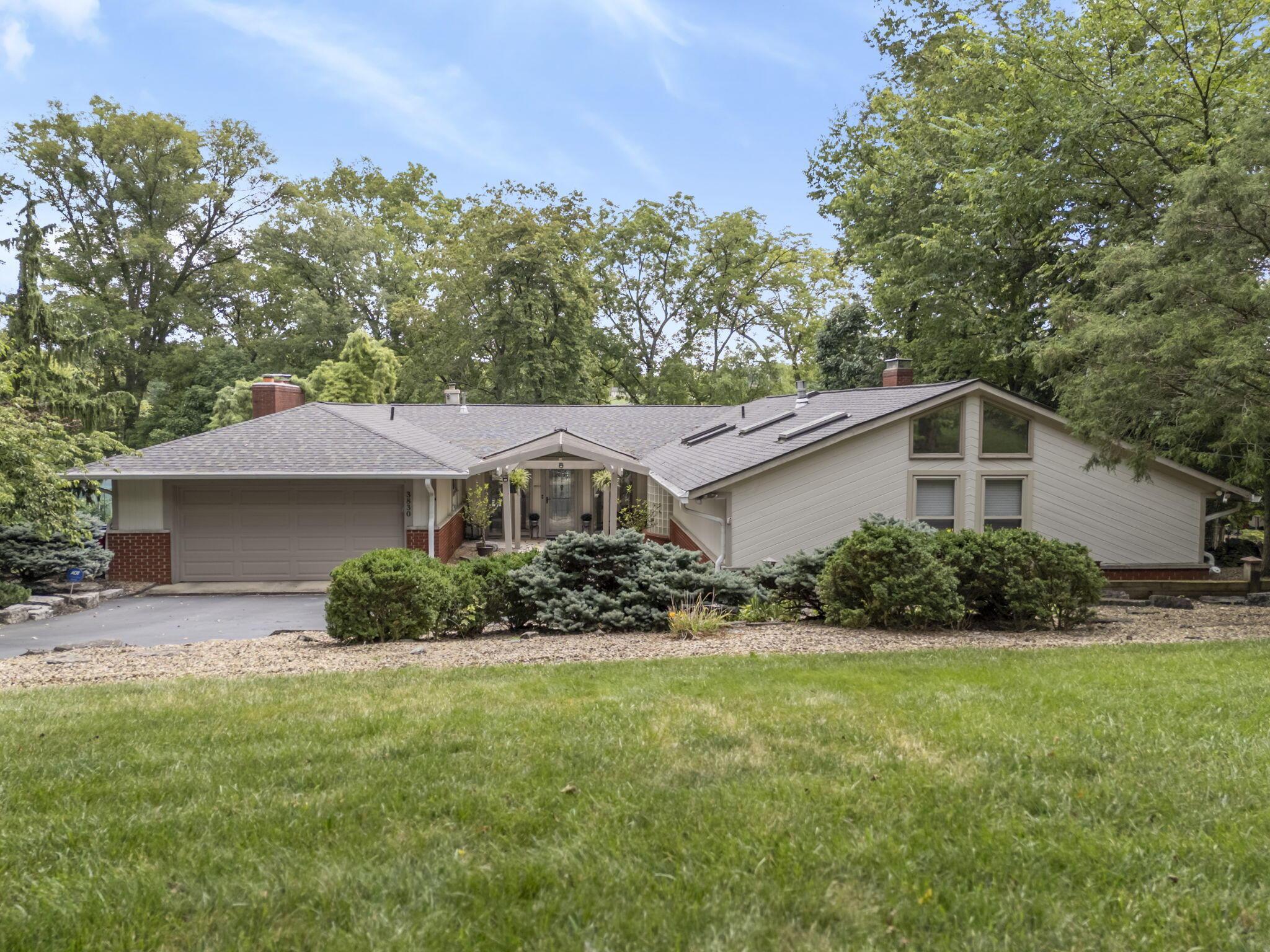 3830 Riverview Drive