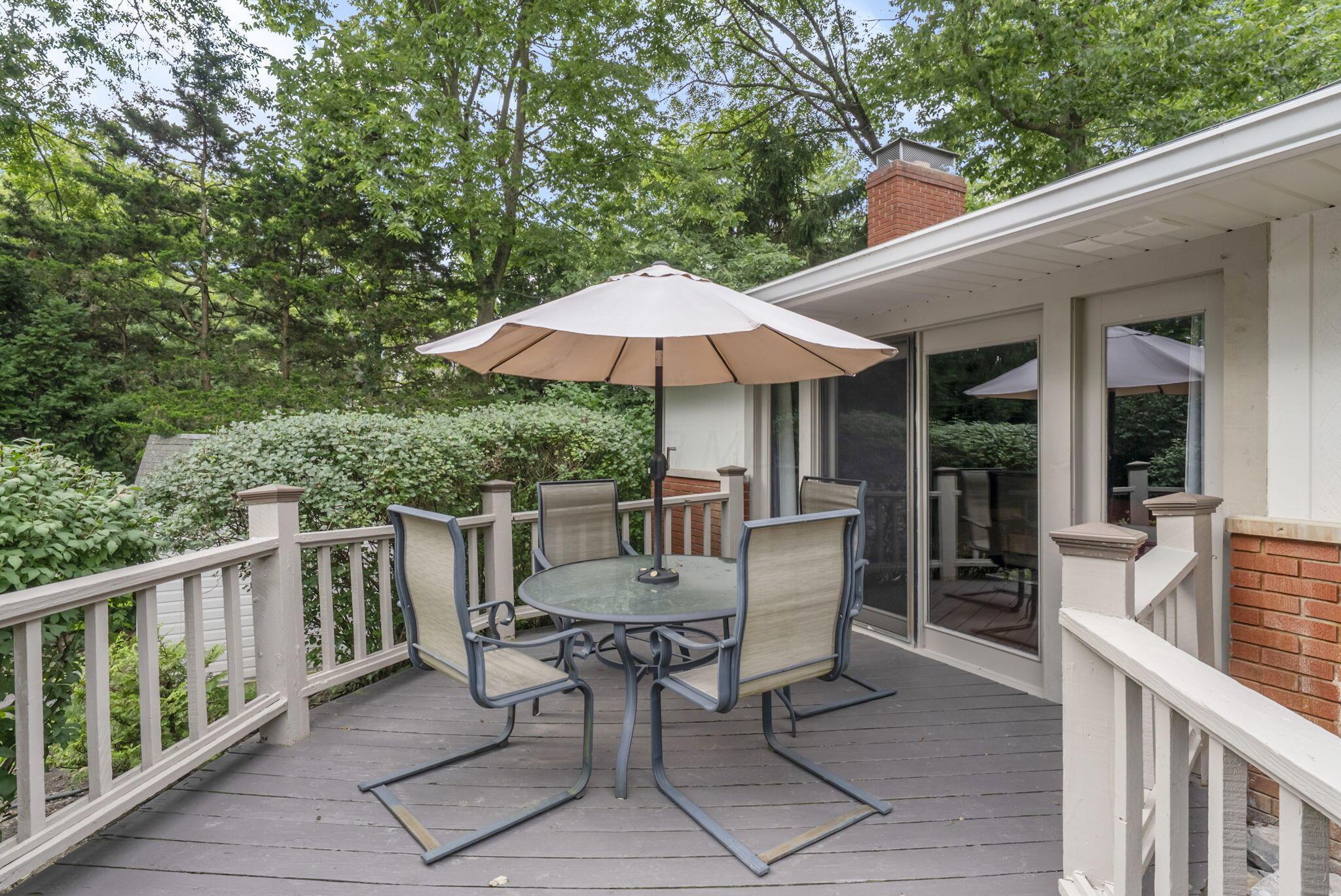 3830 Riverview Drive