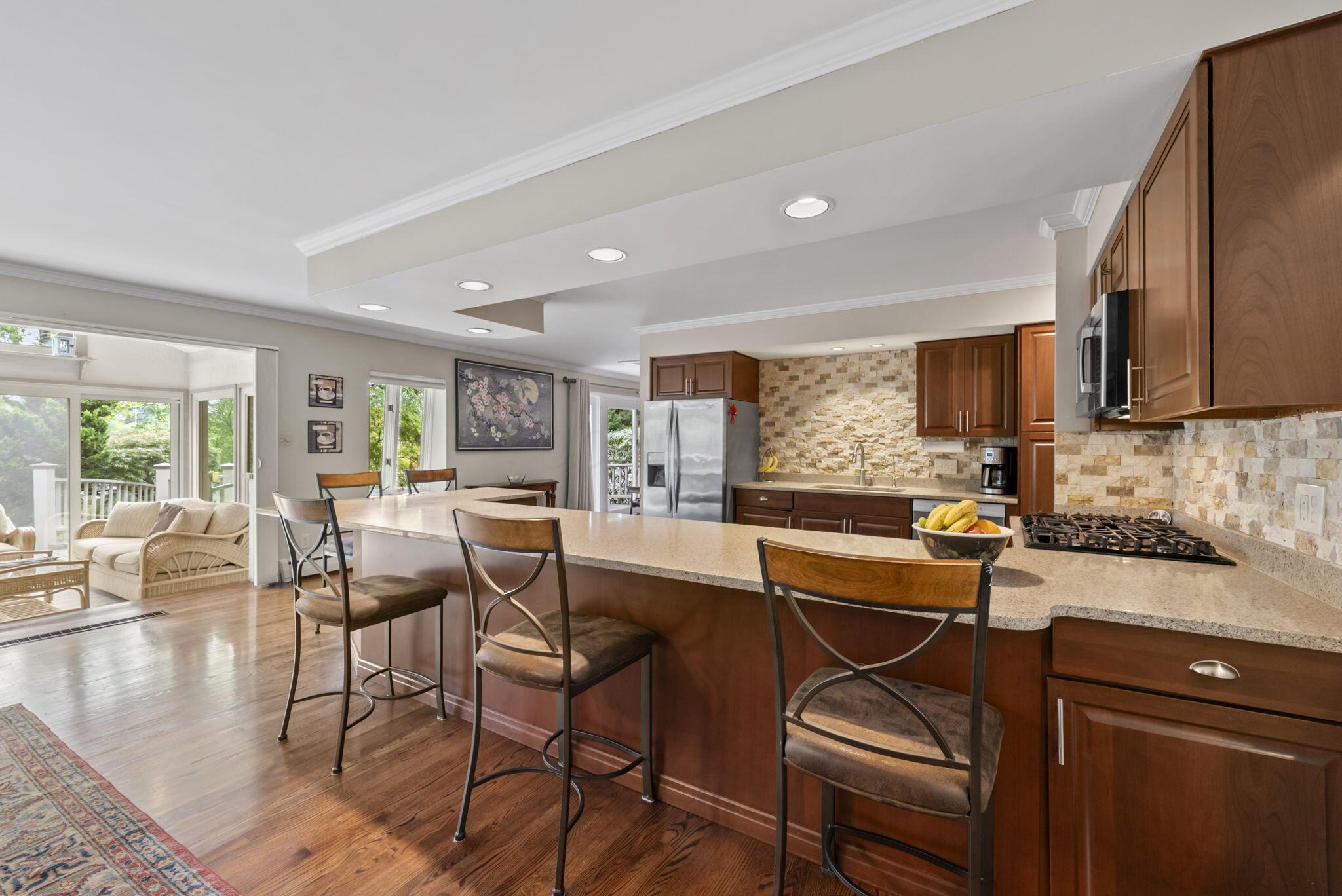 3830 Riverview Drive