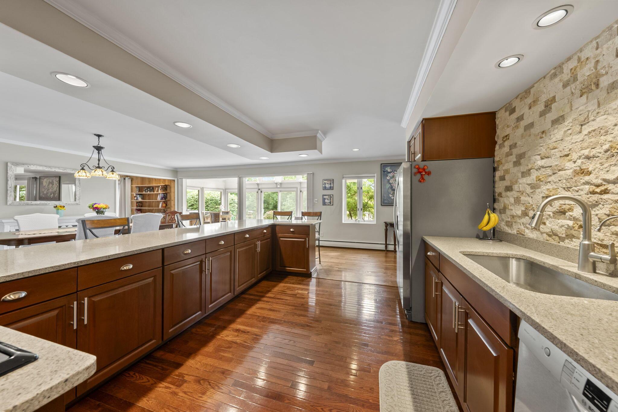 3830 Riverview Drive