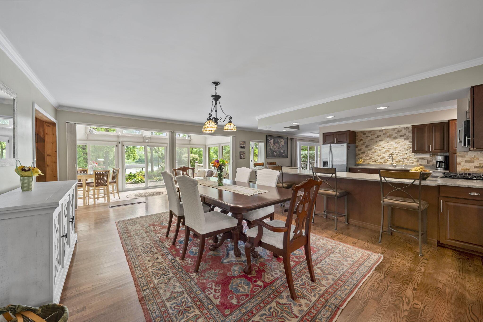 3830 Riverview Drive