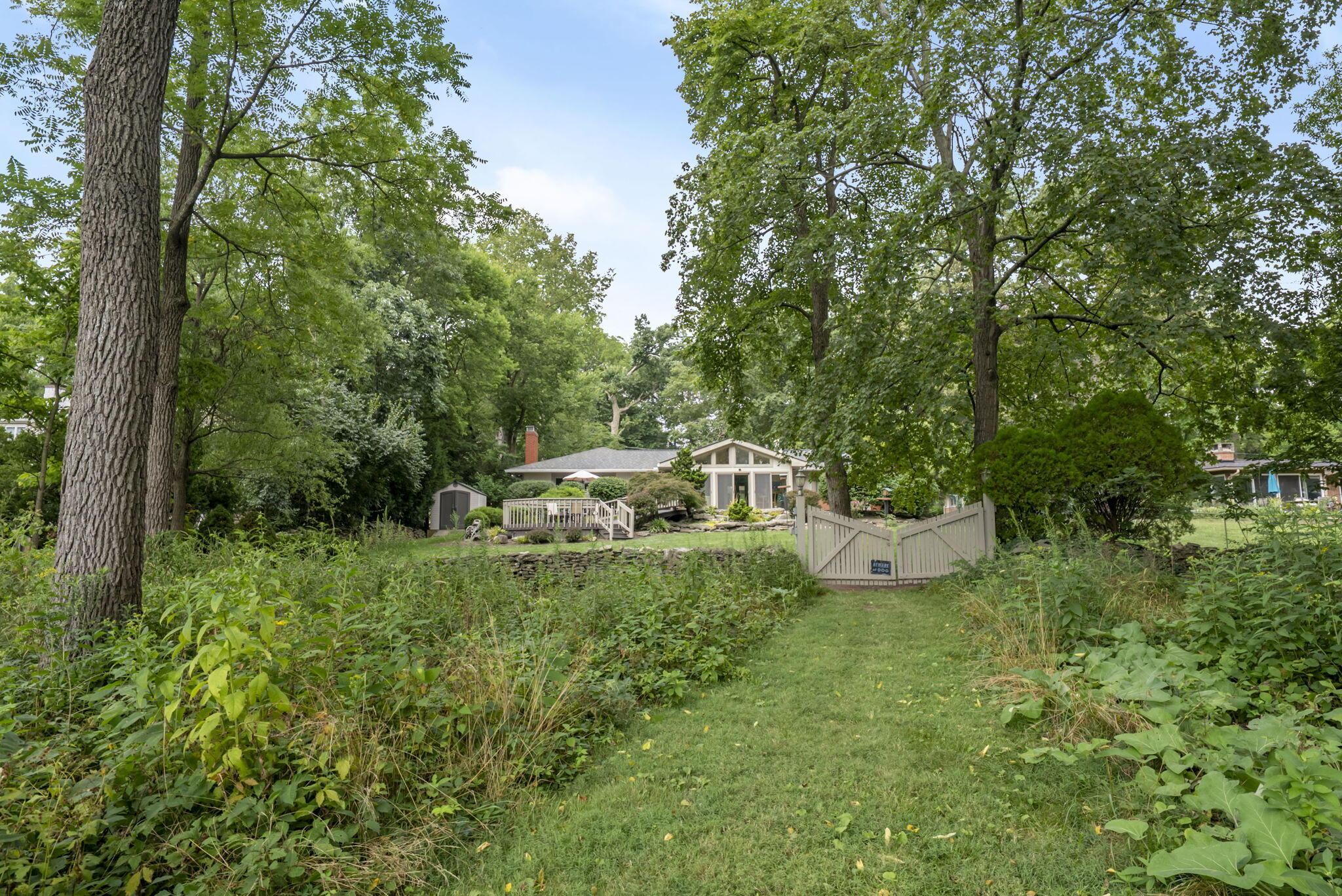 3830 Riverview Drive