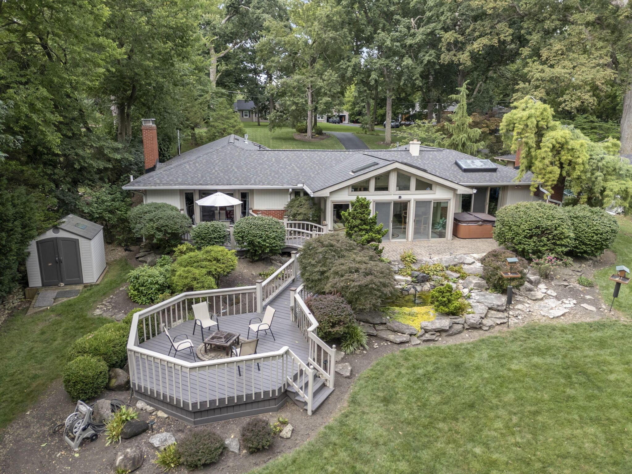 3830 Riverview Drive