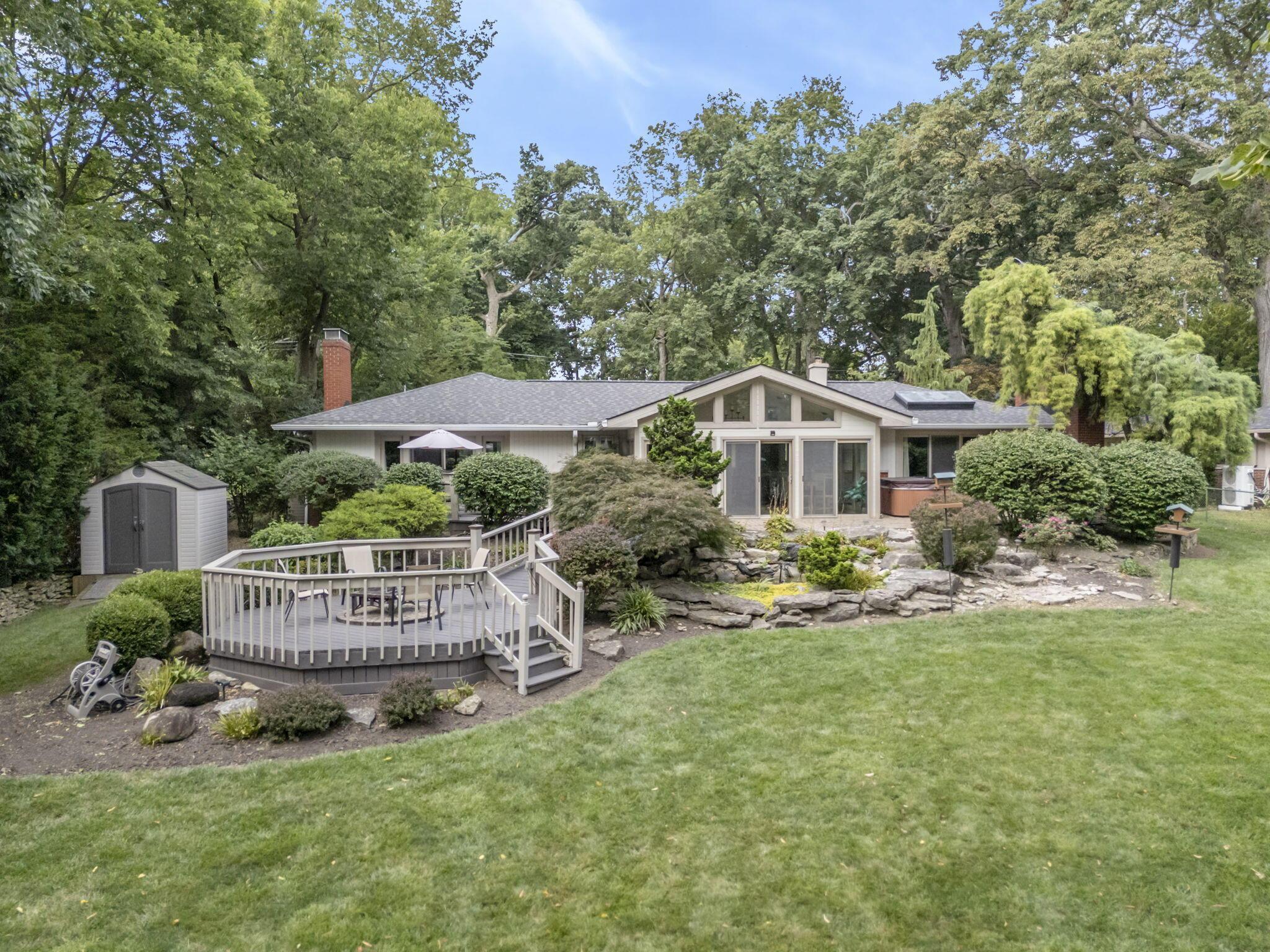 3830 Riverview Drive