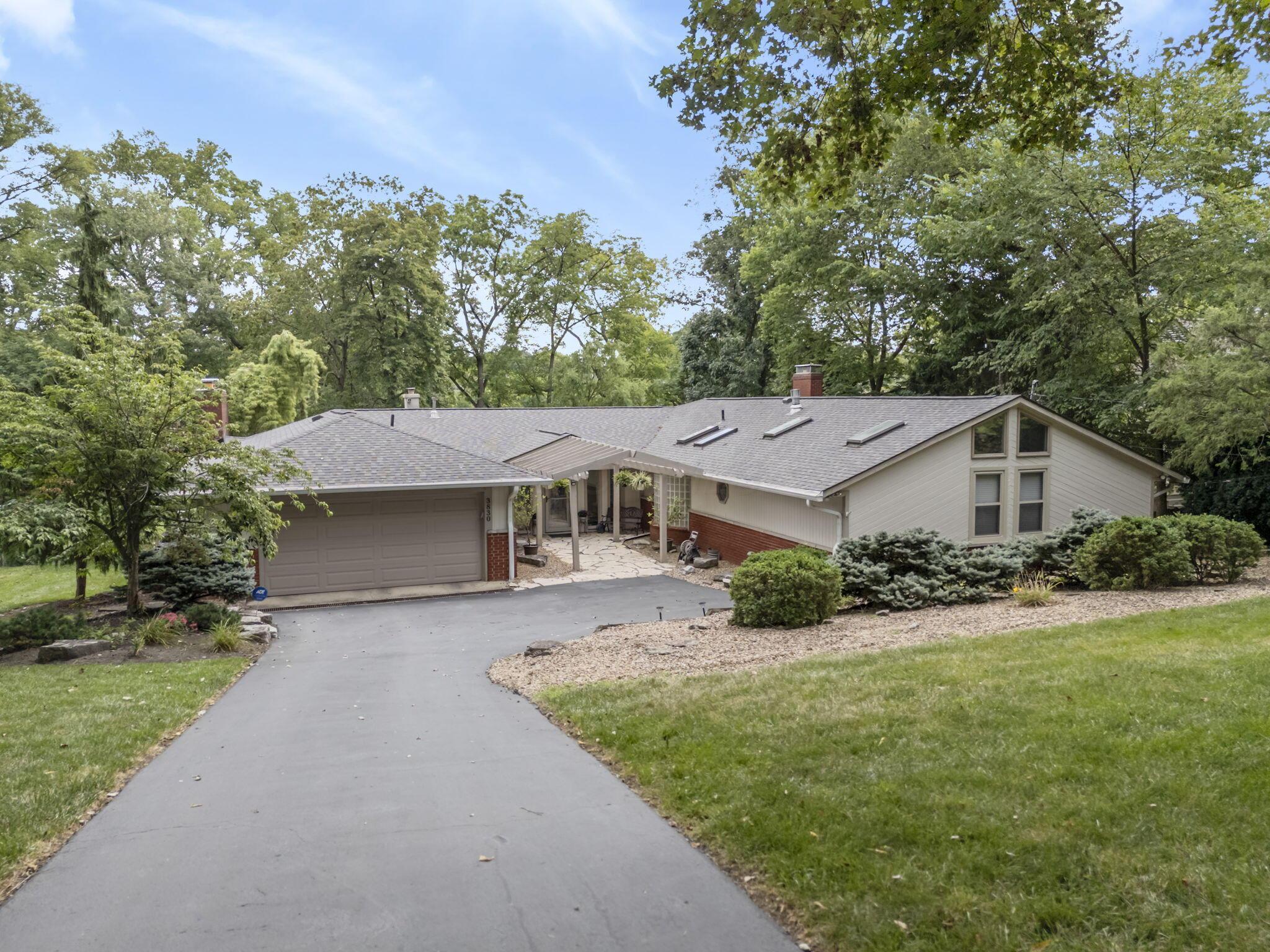 3830 Riverview Drive