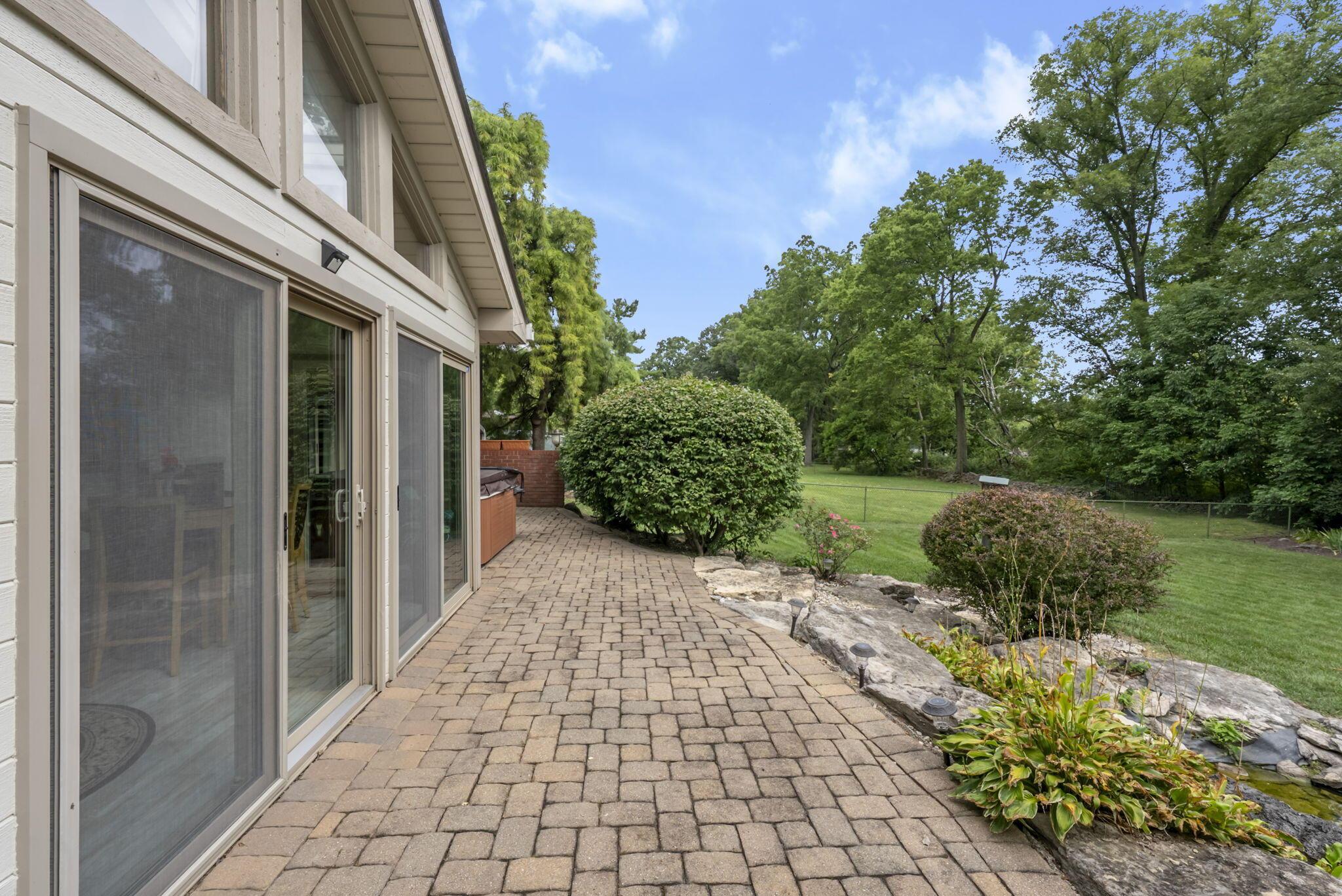 3830 Riverview Drive