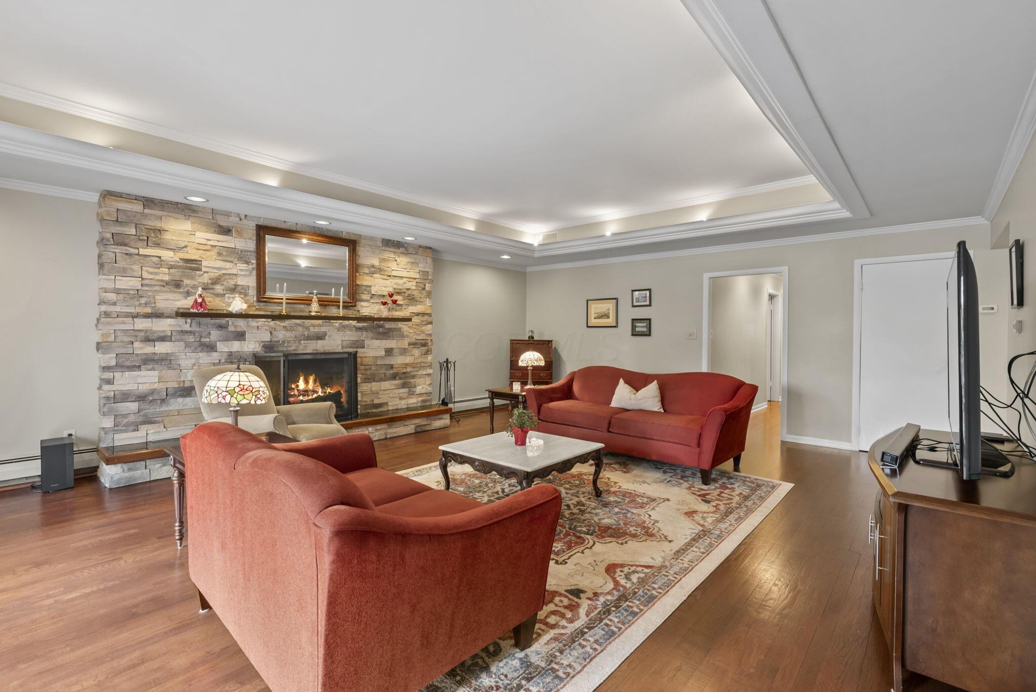 3830 Riverview Drive