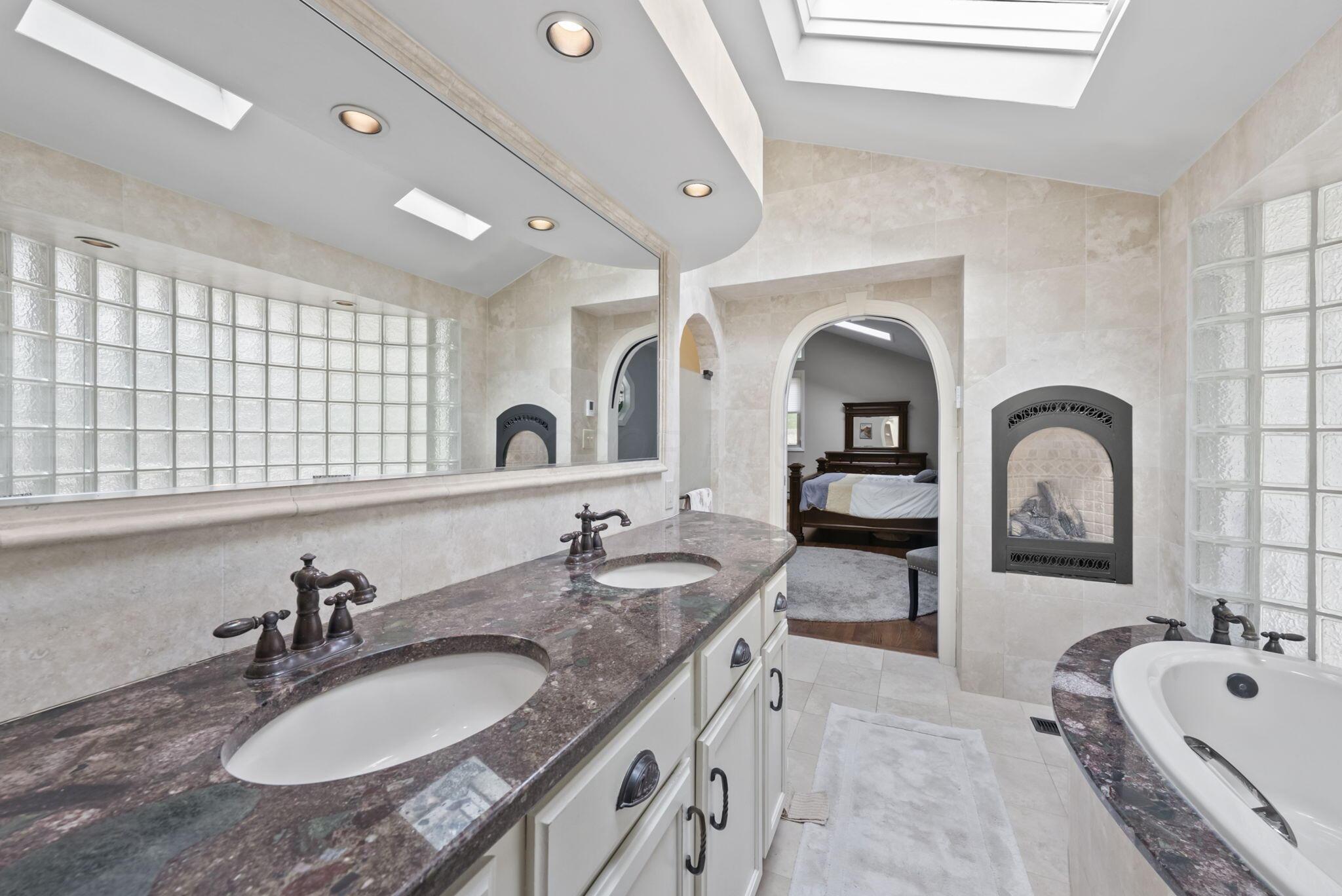 3830 Riverview Drive