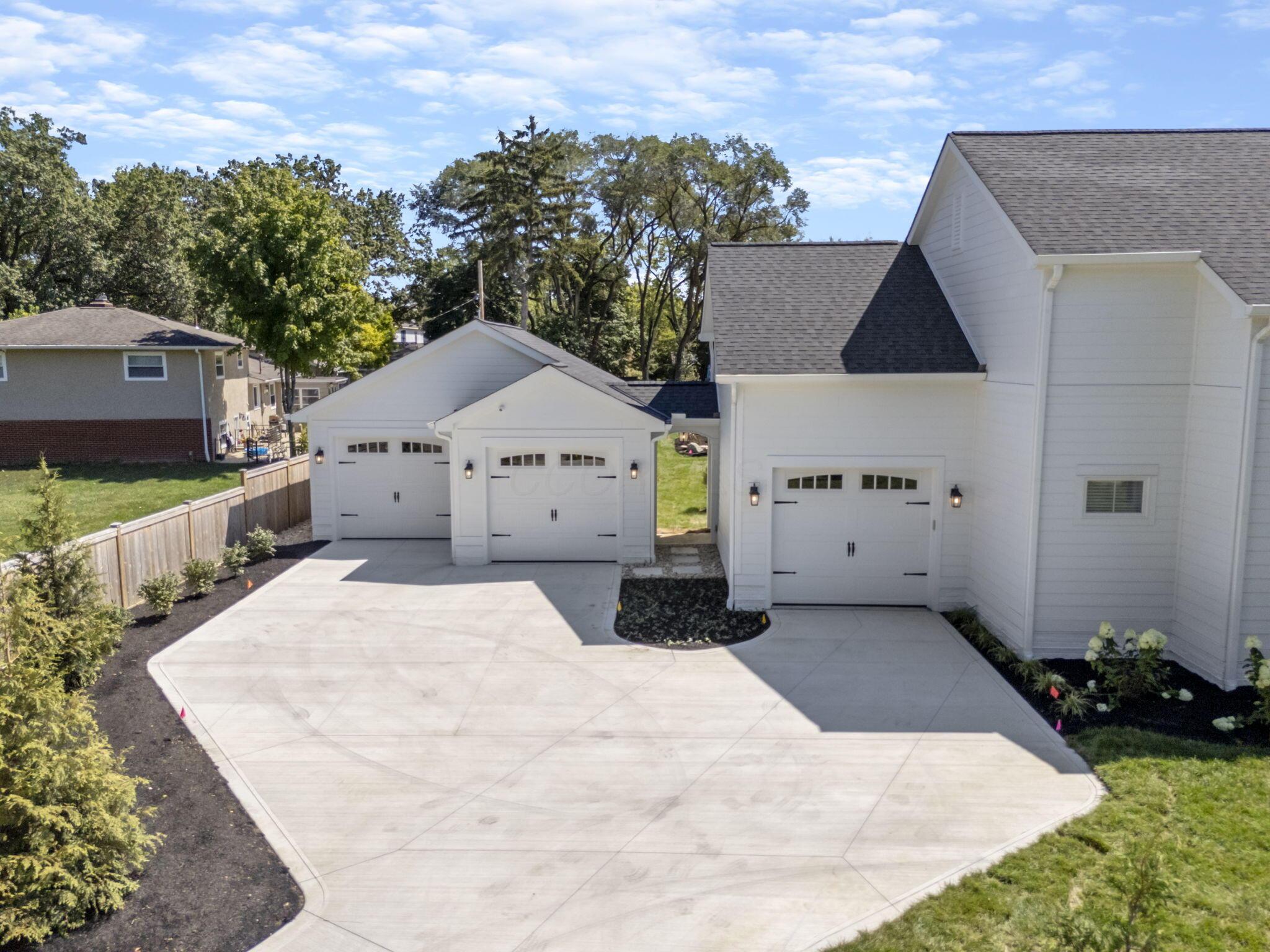 1984 Ridgeview Road