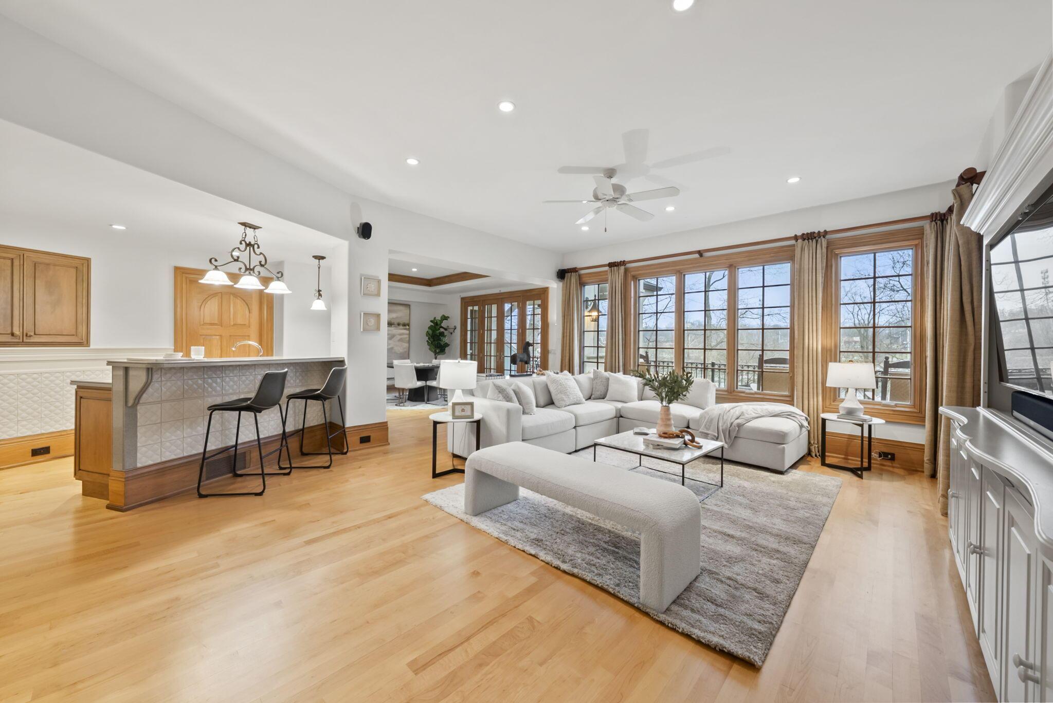 3450 River Rhone Lane