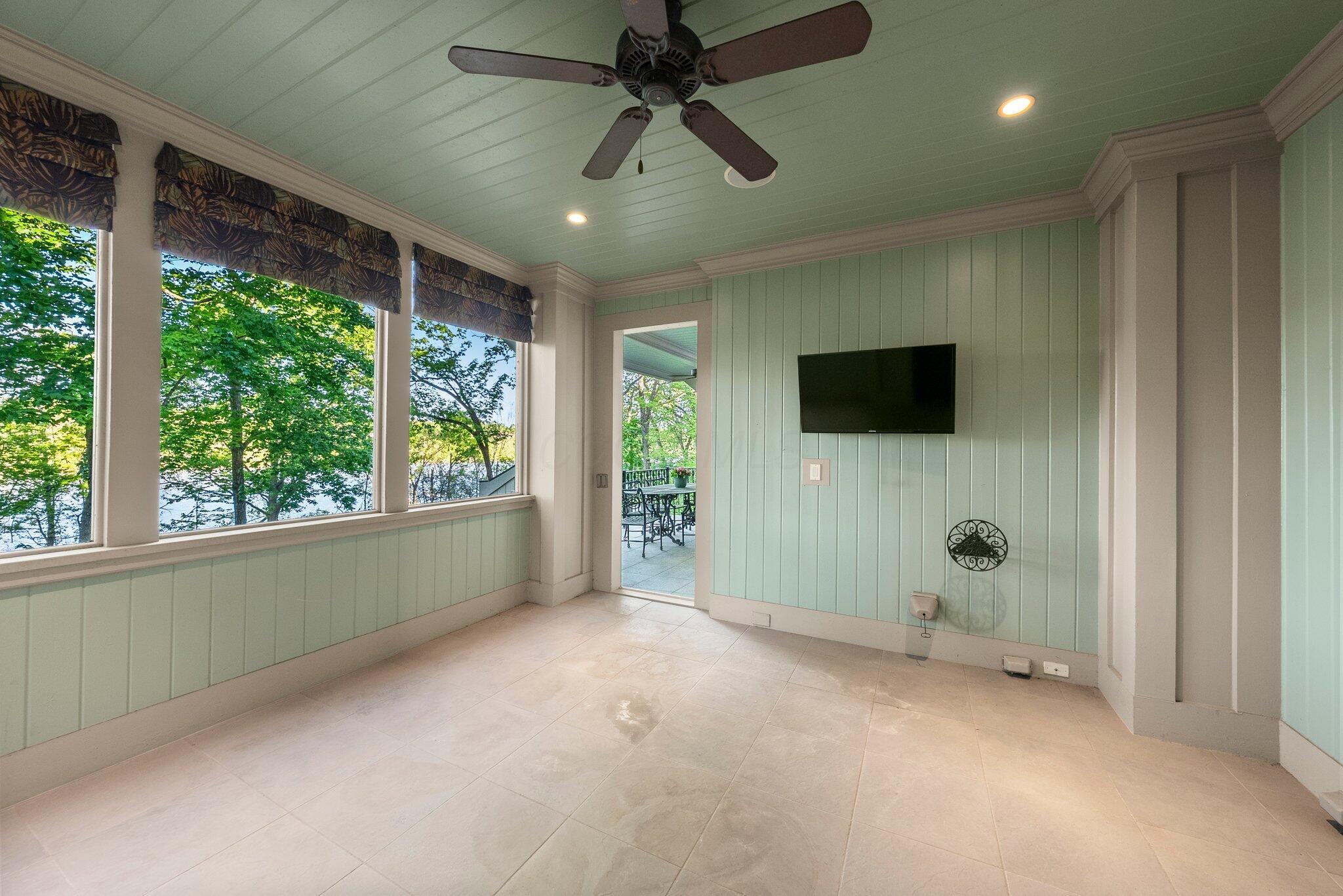 3450 River Rhone Lane