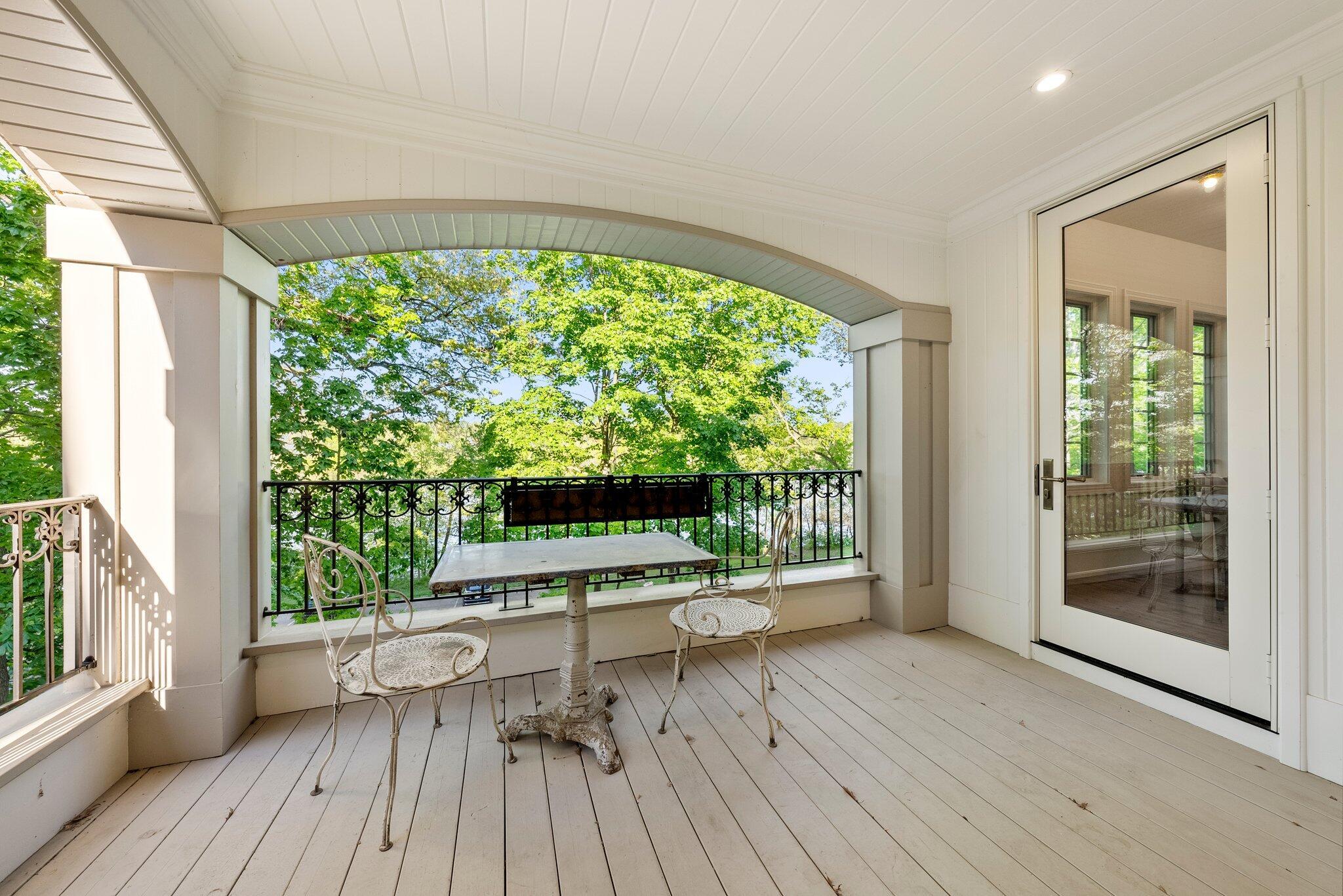 3450 River Rhone Lane